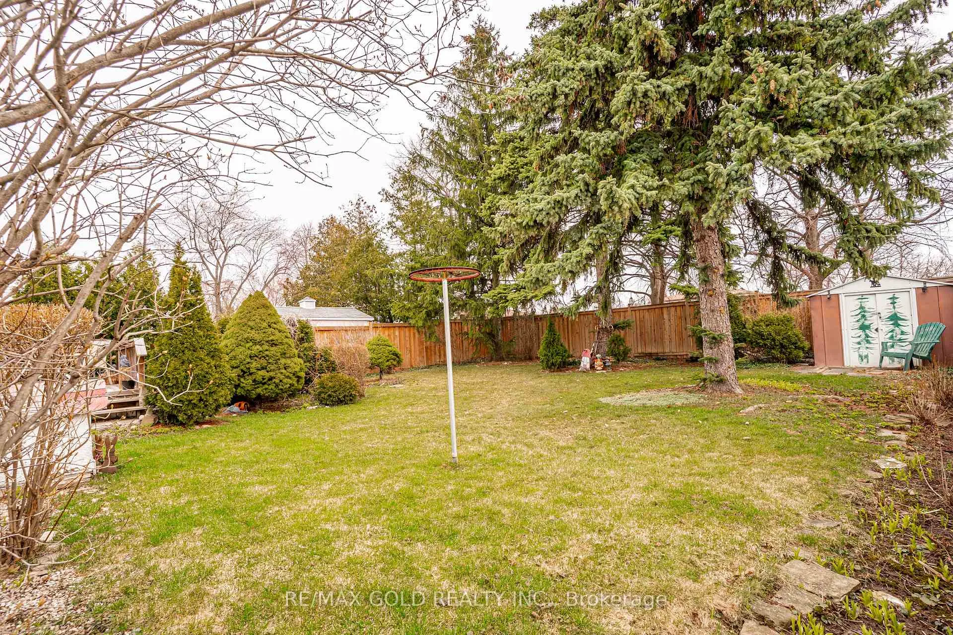 Photo 32 of 11 Edgebrook Crescent, Brampton, Southgate — HOMEH