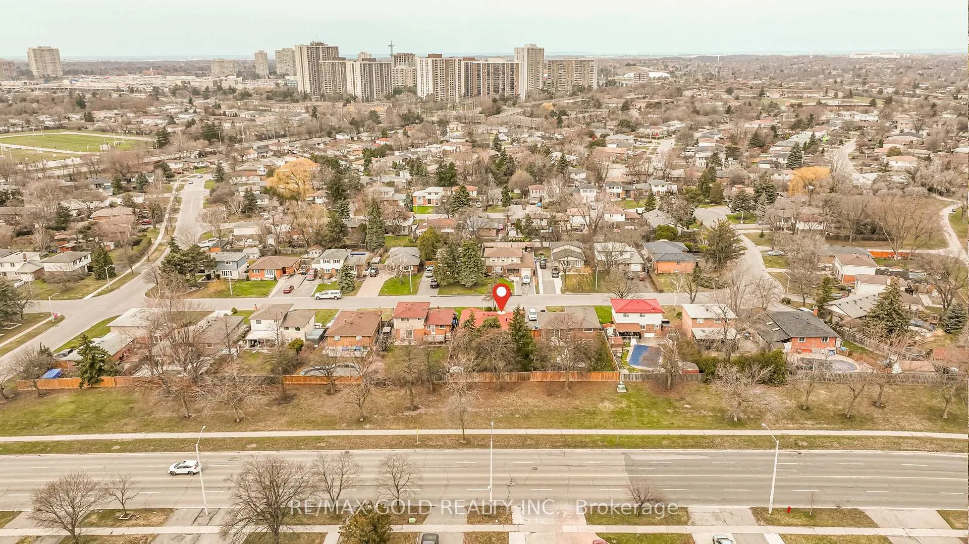 Photo 41 of 11 Edgebrook Crescent, Brampton, Southgate — HOMEH