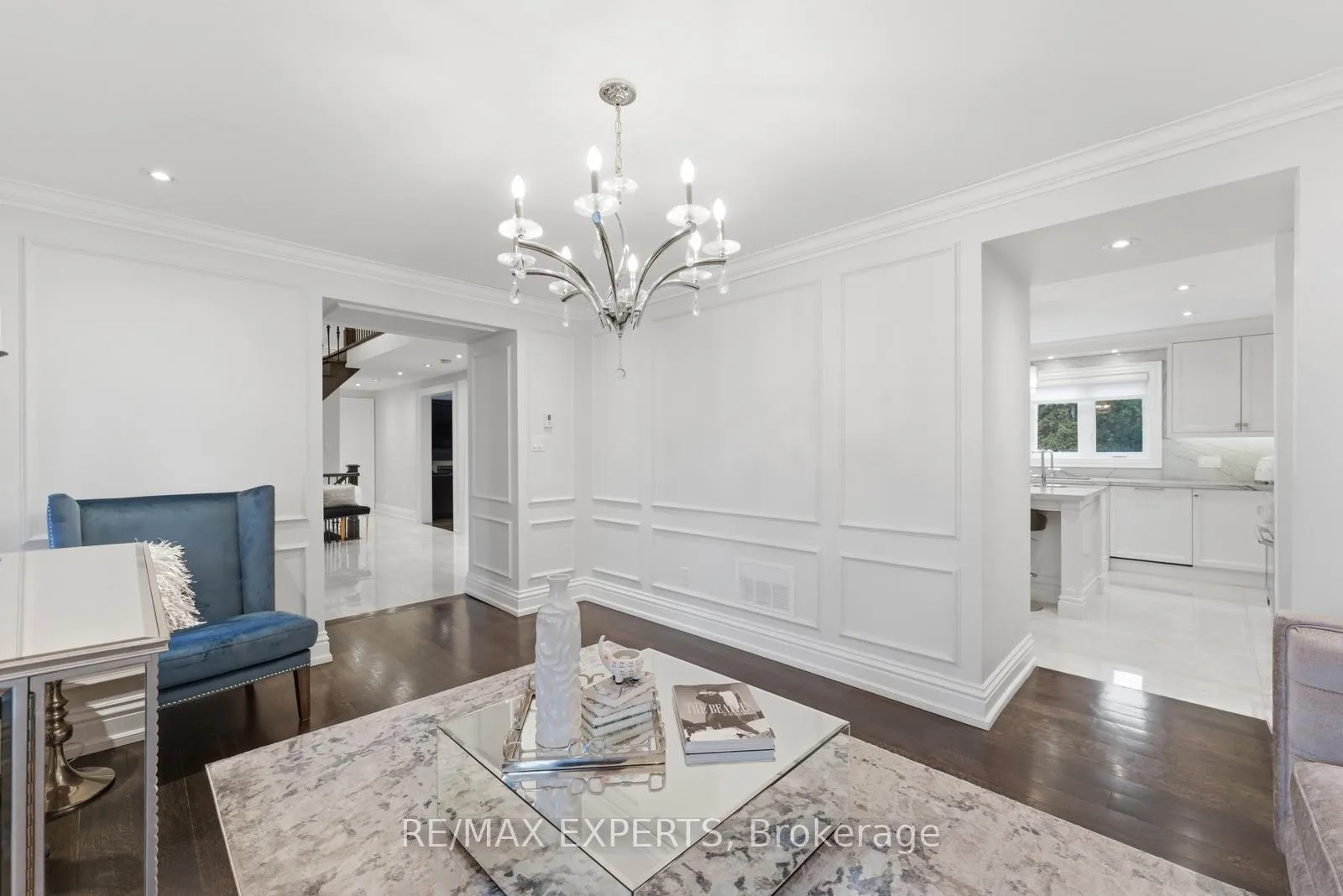 Photo 7 of 102 Kiloran Avenue, Vaughan, Islington Woods — HOMEH