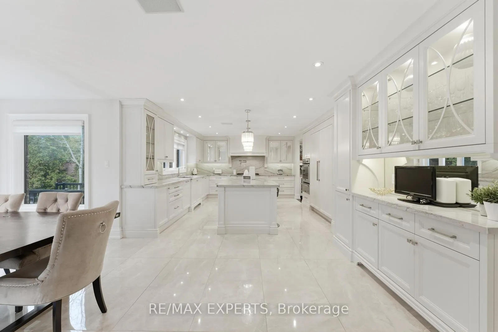 Photo 9 of 102 Kiloran Avenue, Vaughan, Islington Woods — HOMEH
