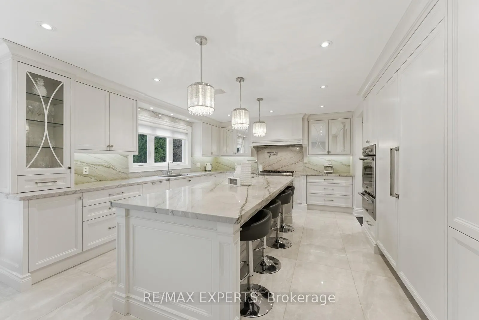 Photo 10 of 102 Kiloran Avenue, Vaughan, Islington Woods — HOMEH