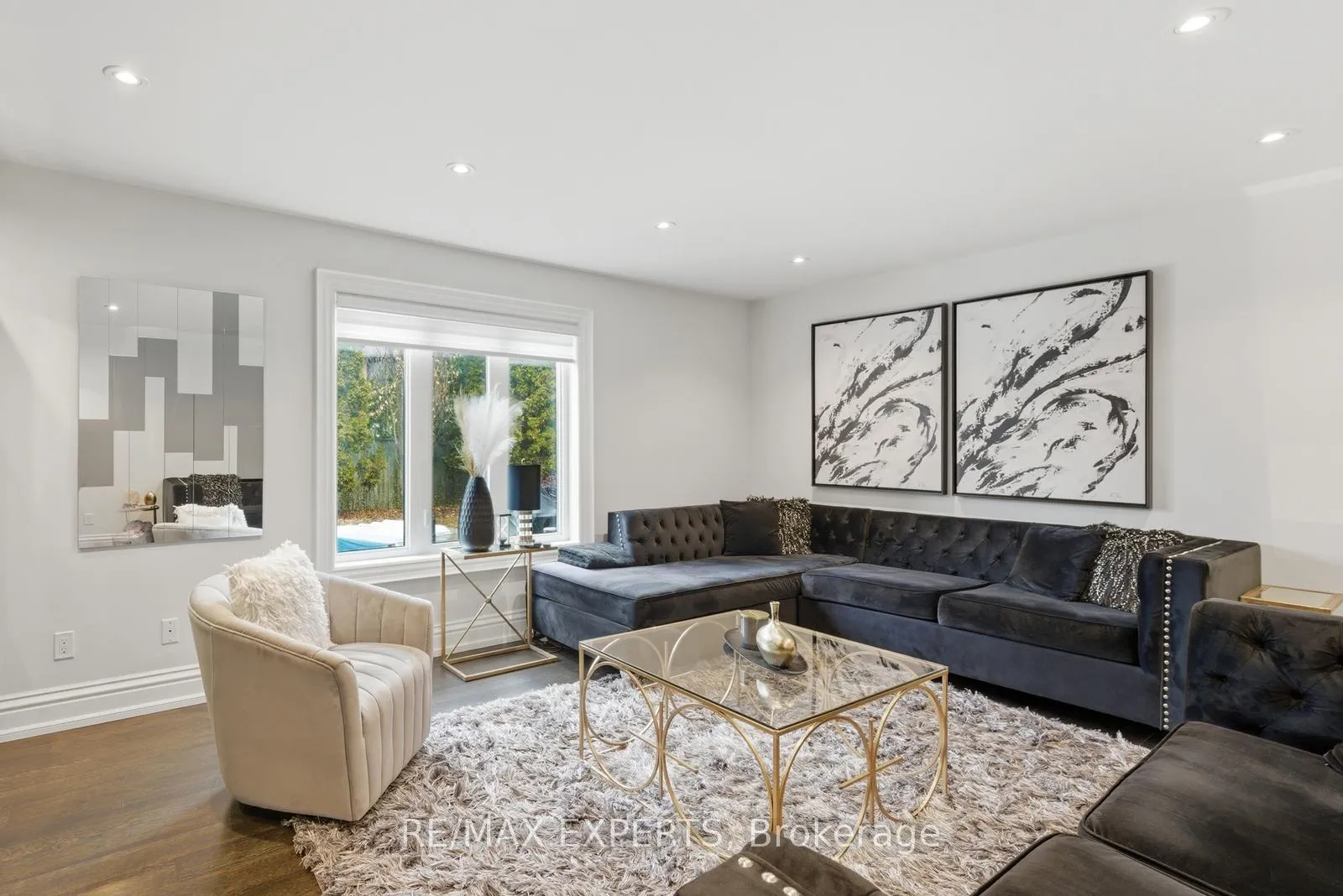 Photo 16 of 102 Kiloran Avenue, Vaughan, Islington Woods — HOMEH