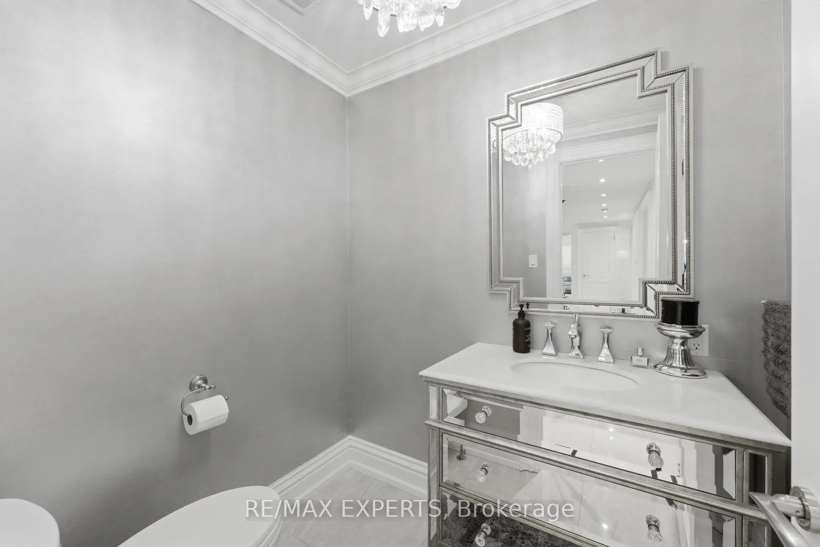 Photo 17 of 102 Kiloran Avenue, Vaughan, Islington Woods — HOMEH