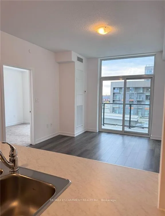 Photo 12 of Unit 325, 470 Dundas Street E, Hamilton, Waterdown — HOMEH