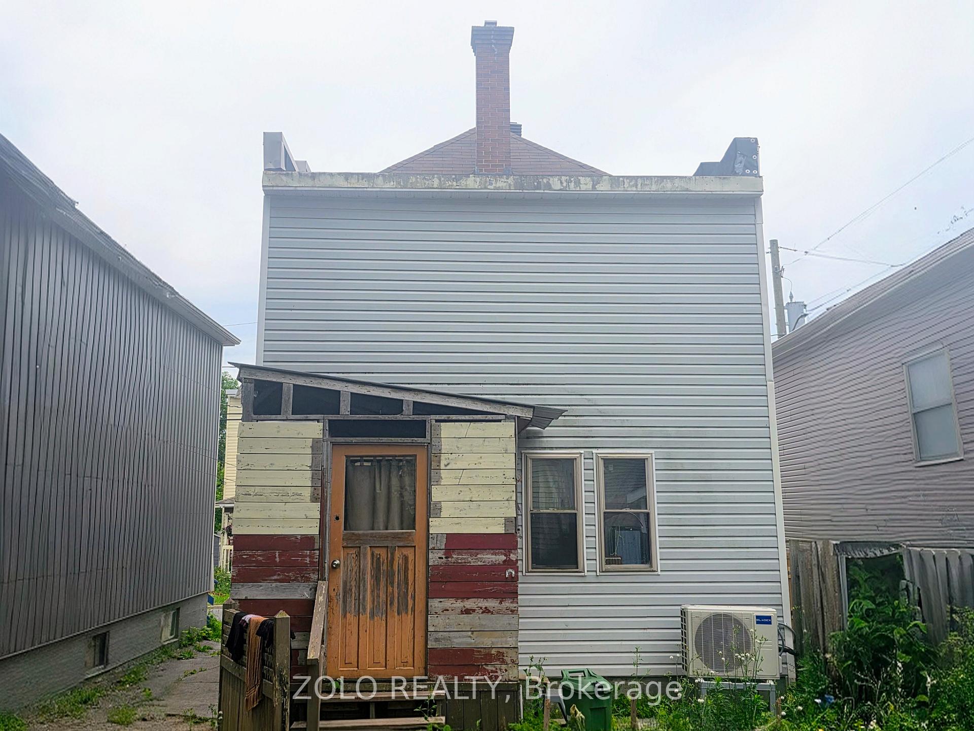 Photo 15 of 312 Prince Arthur Street, Cornwall — HOMEH