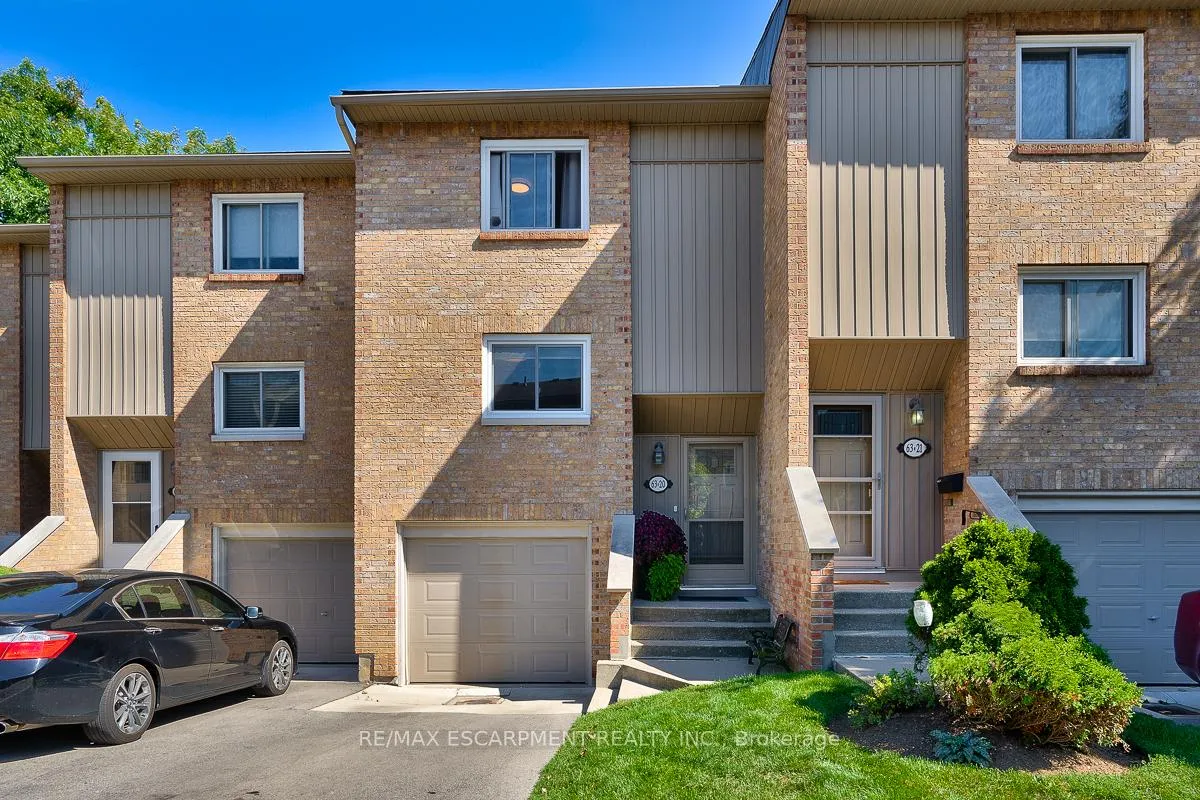 Photo 2 of Unit 20, 63 Fonthill Road, Hamilton, Fessenden — HOMEH