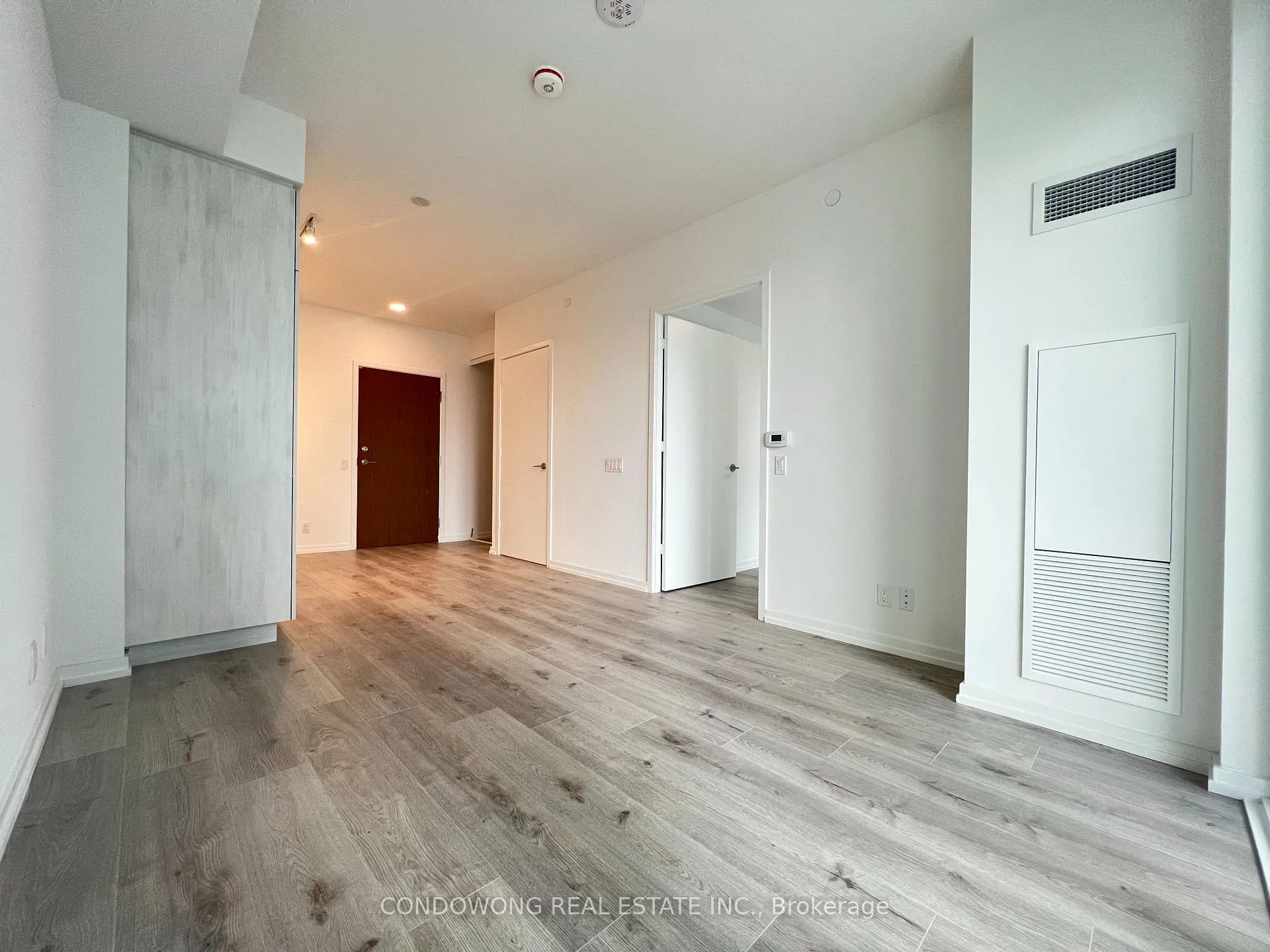 Photo 11 of Unit 2110, 7890 Jane Street, Vaughan, Vaughan Corporate Centre — HOMEH