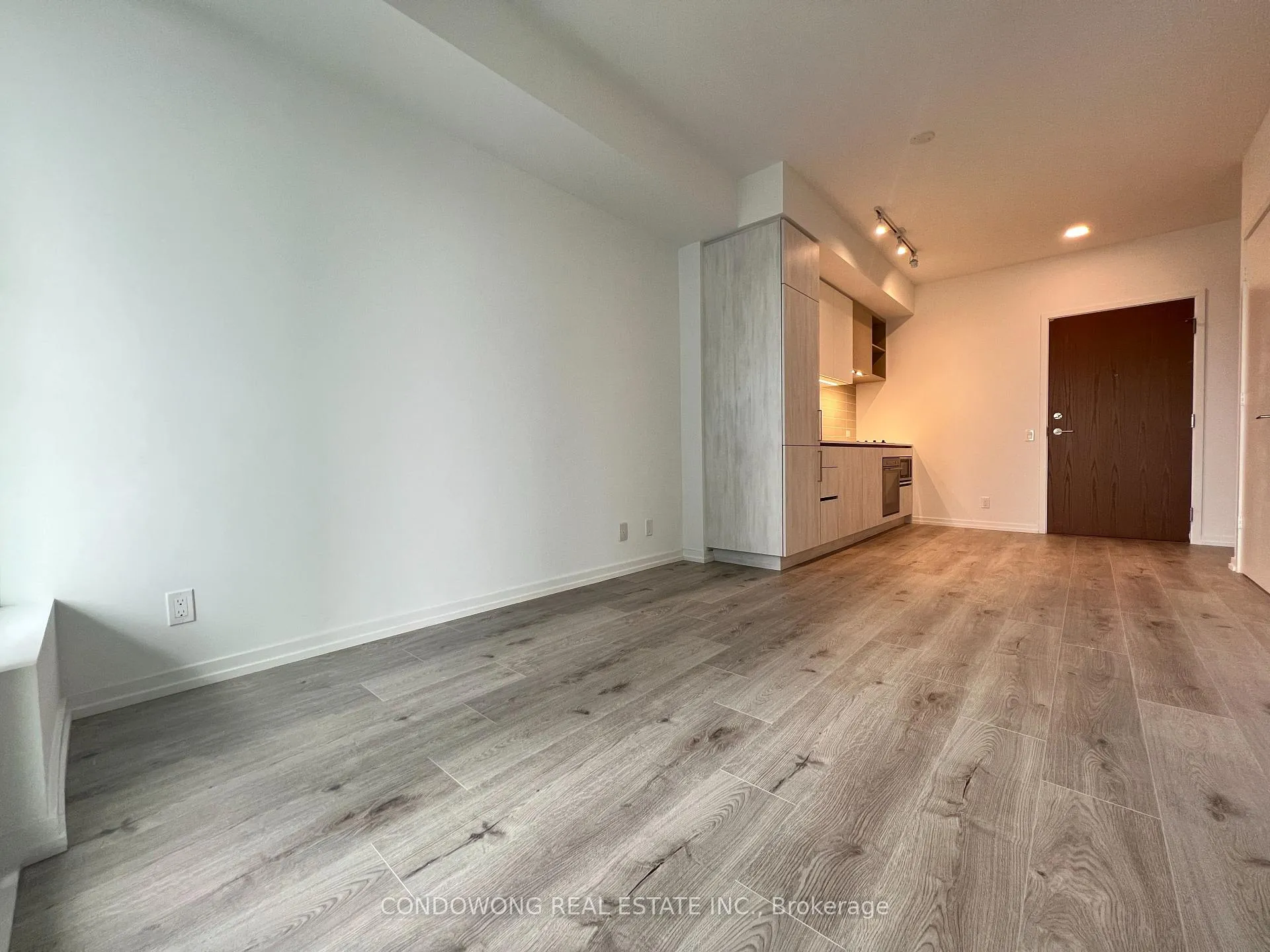 Photo 12 of Unit 2110, 7890 Jane Street, Vaughan, Vaughan Corporate Centre — HOMEH