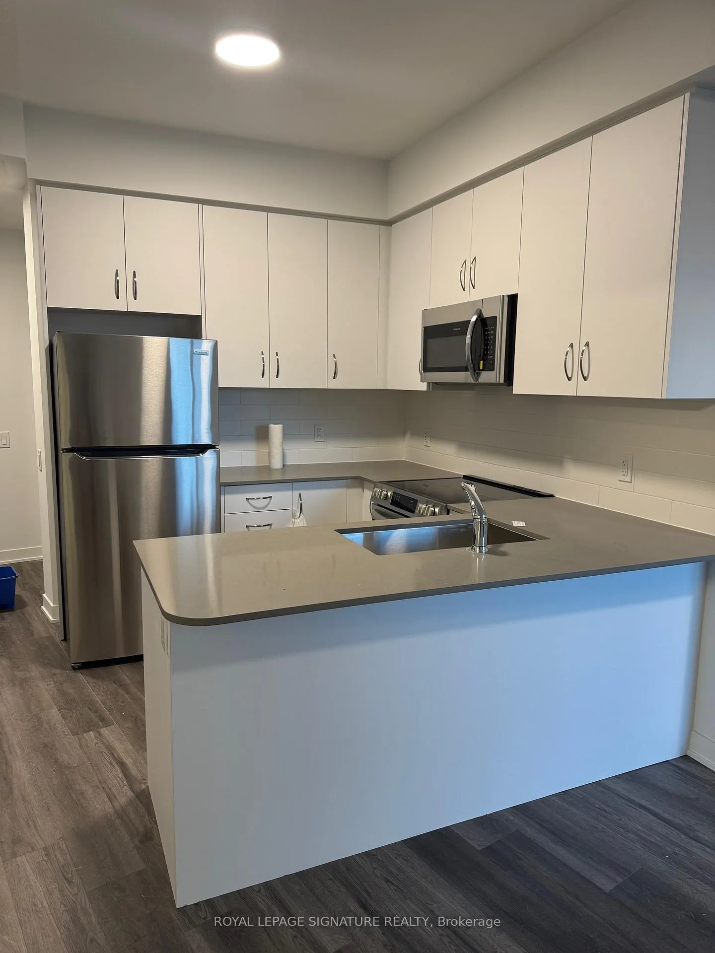 Photo 1 of Unit 301, 385 Arctic Red Drive, Oshawa, Windfields — HOMEH