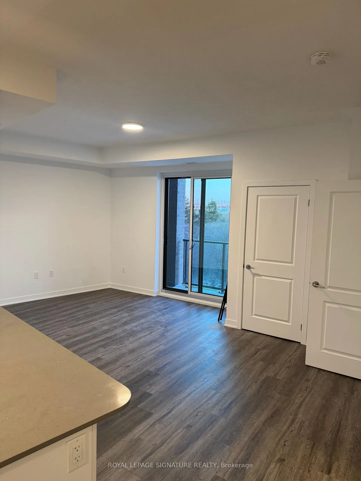 Photo 8 of Unit 301, 385 Arctic Red Drive, Oshawa, Windfields — HOMEH