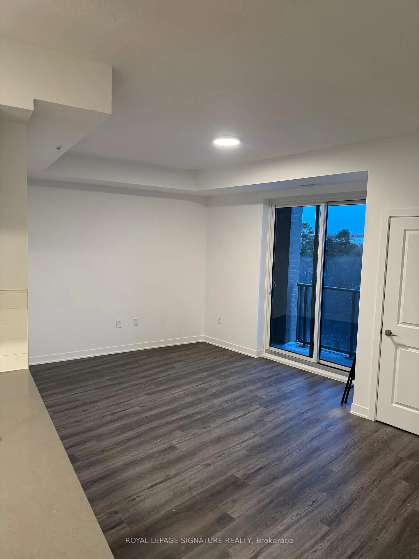 Photo 11 of Unit 301, 385 Arctic Red Drive, Oshawa, Windfields — HOMEH
