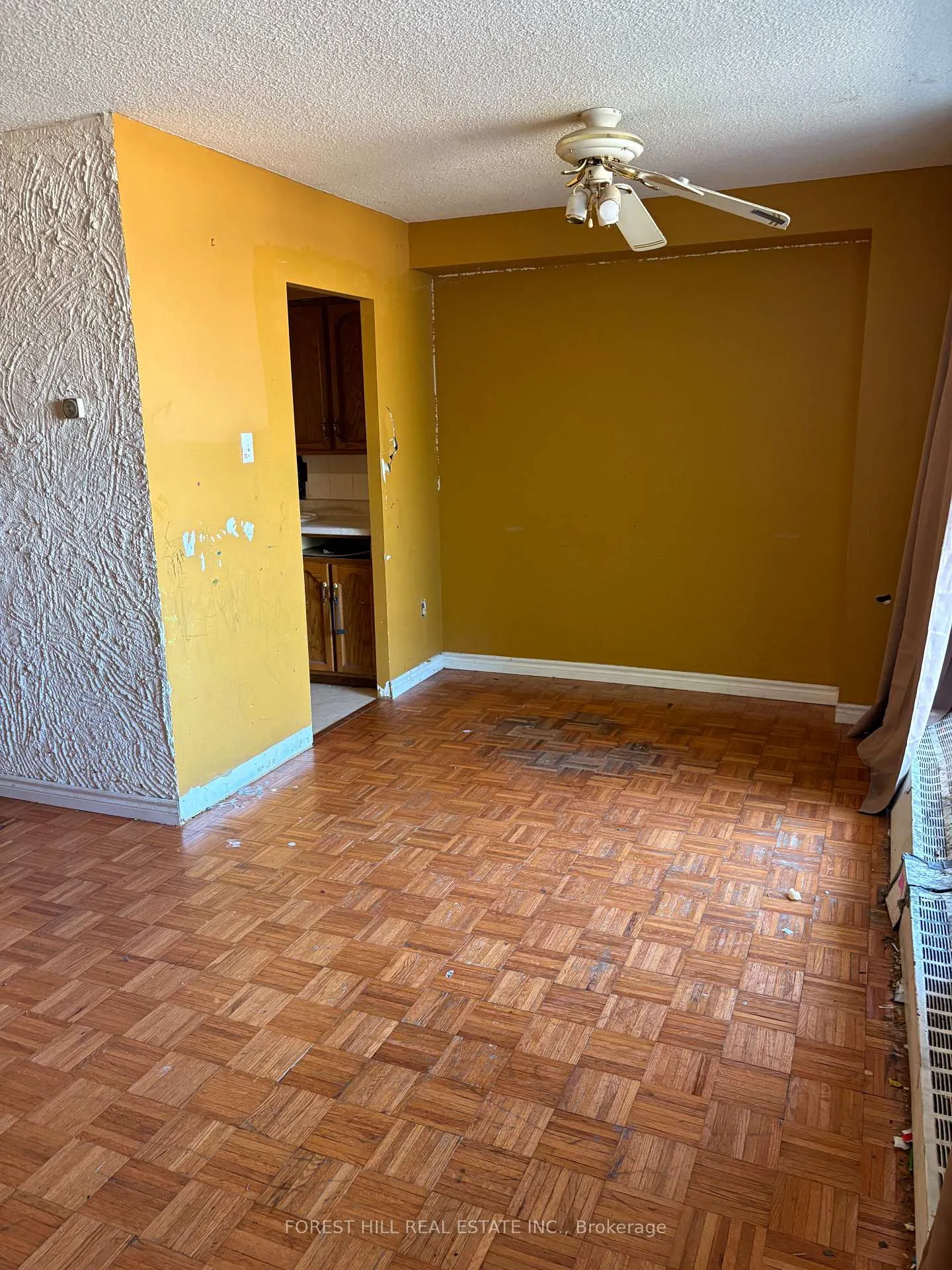 Photo 5 of Unit 106, 180 Dudley Avenue, Markham, Thornhill — HOMEH