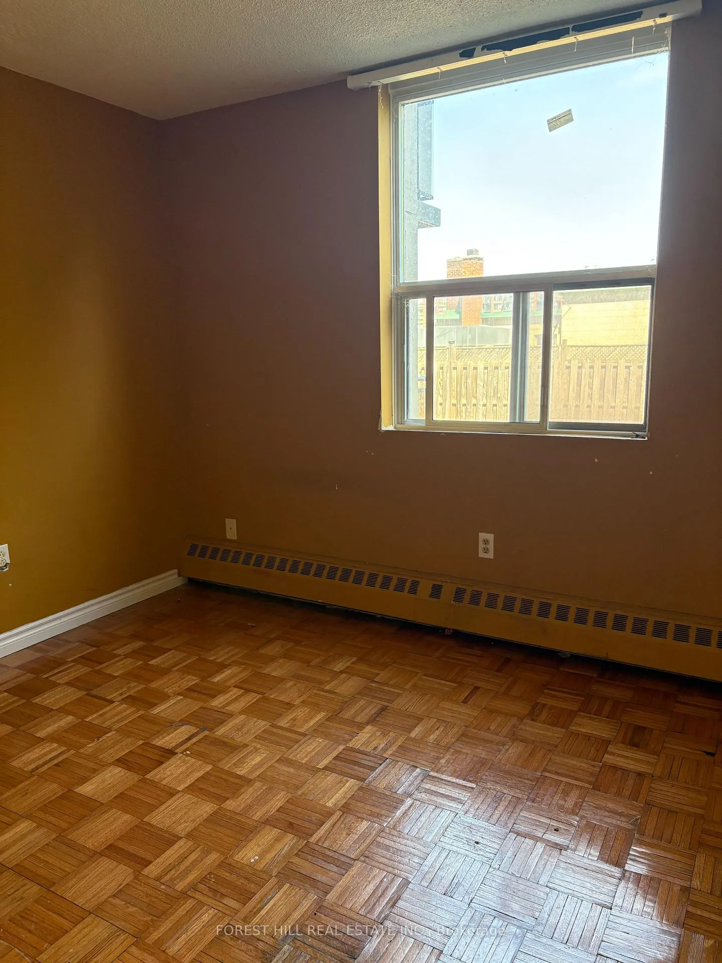 Photo 7 of Unit 106, 180 Dudley Avenue, Markham, Thornhill — HOMEH