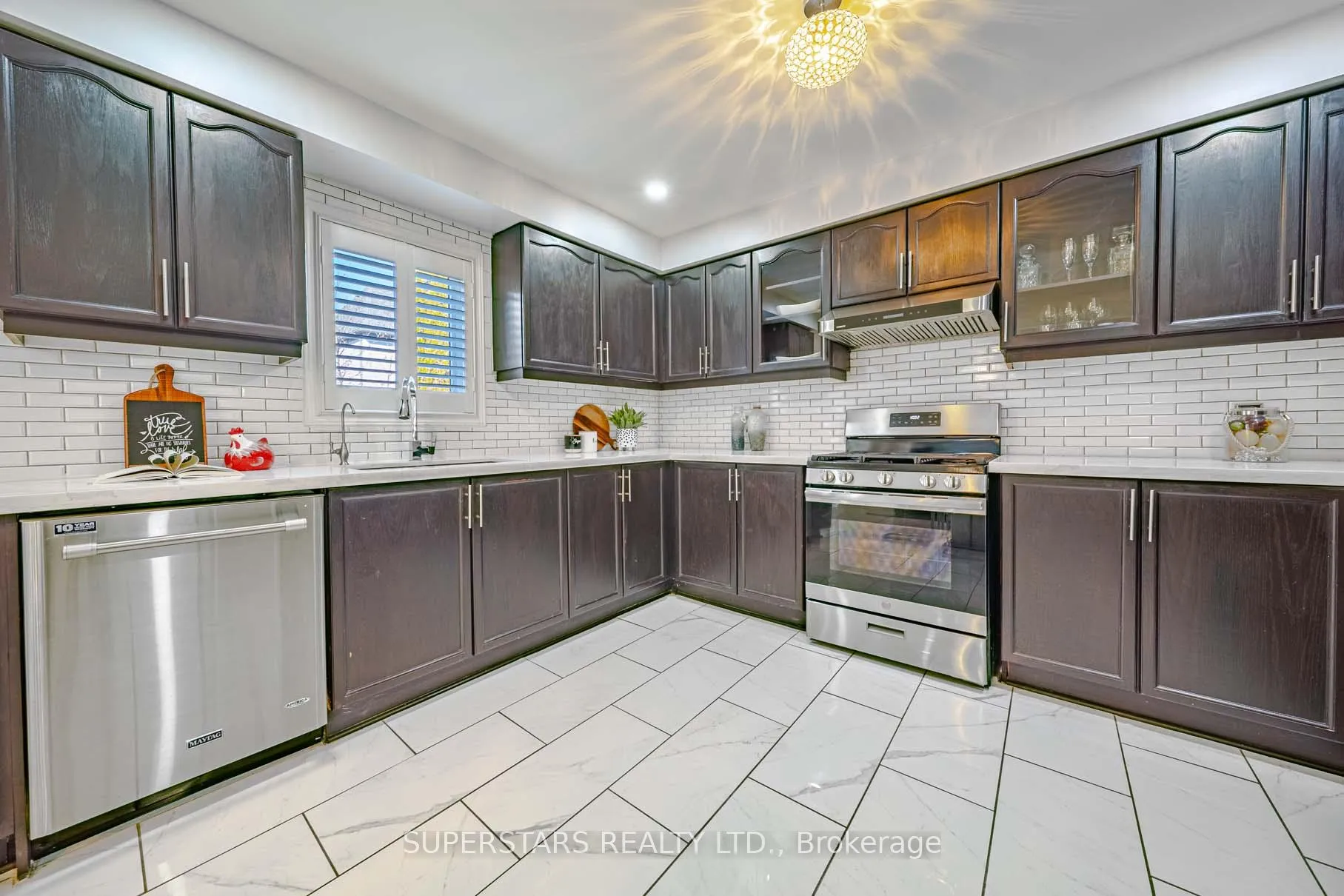 Photo 14 of 10 Colleridge Street, Ajax, Northeast Ajax — HOMEH