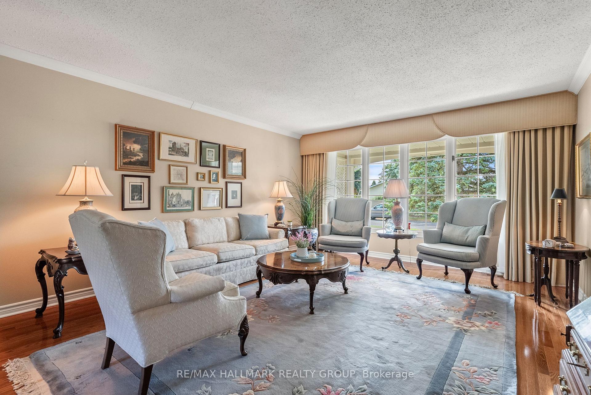 Photo 5 of 52 Knollsbrook Drive, Ottawa, Barrhaven - Knollsbrook — HOMEH