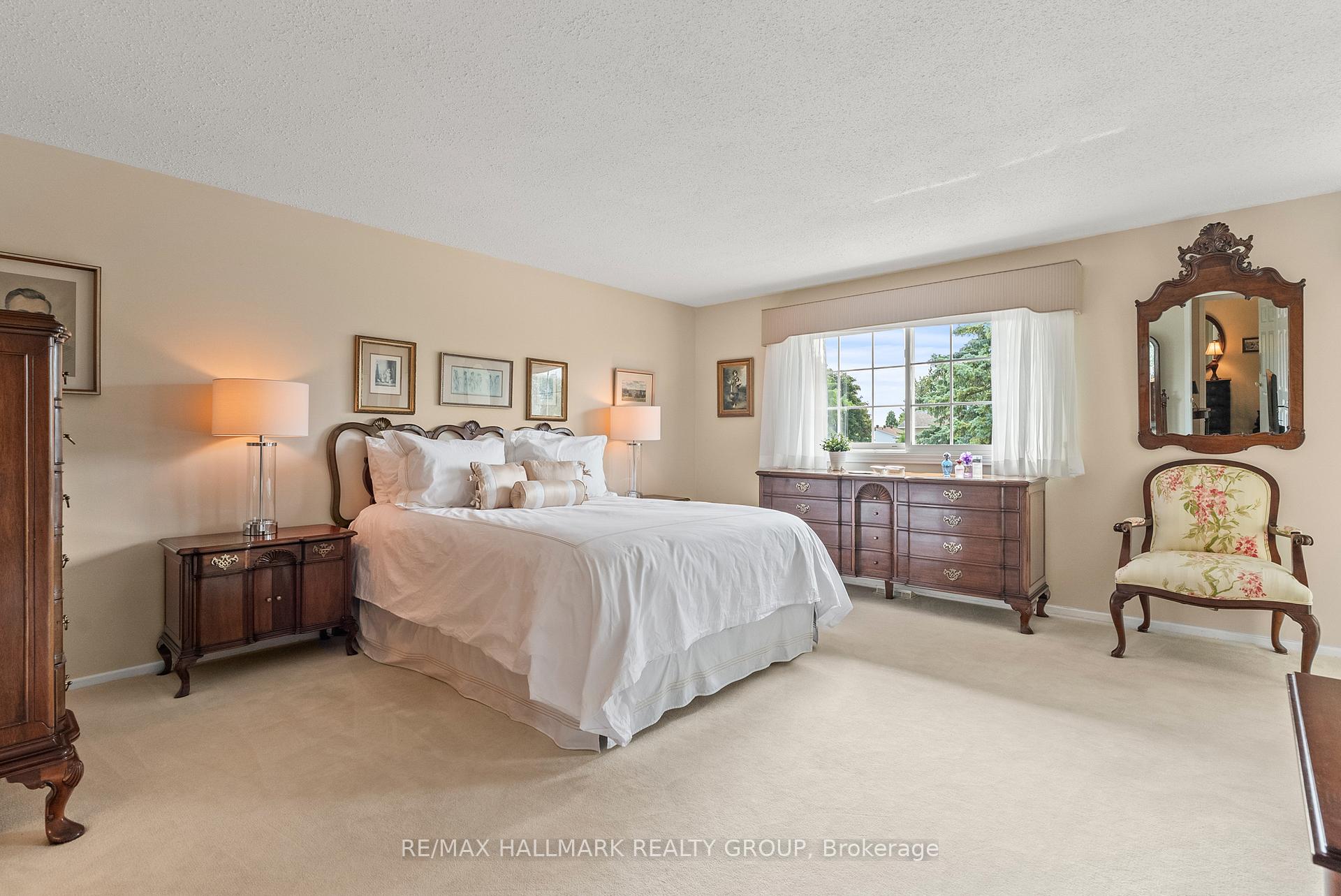 Photo 22 of 52 Knollsbrook Drive, Ottawa, Barrhaven - Knollsbrook — HOMEH