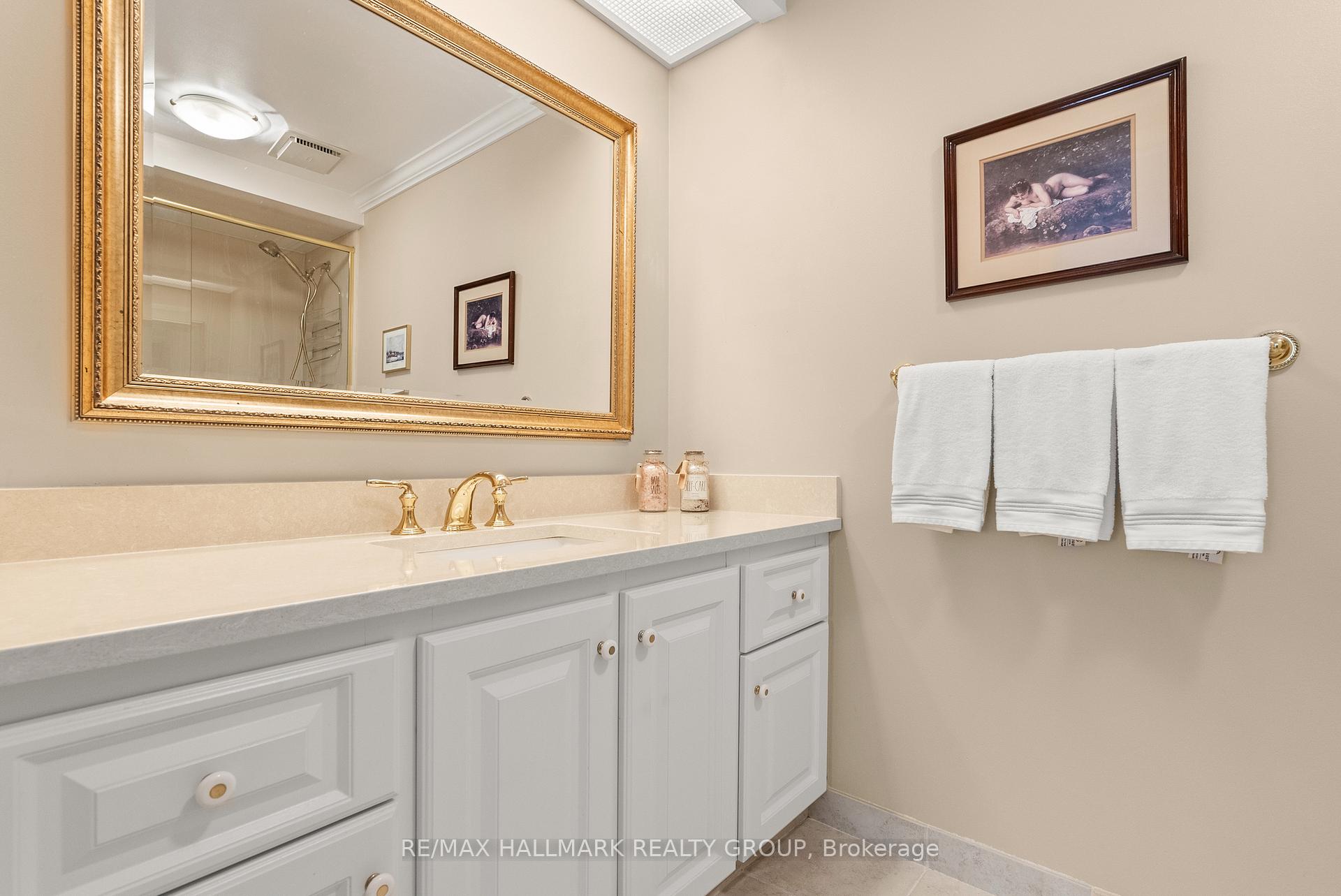 Photo 26 of 52 Knollsbrook Drive, Ottawa, Barrhaven - Knollsbrook — HOMEH