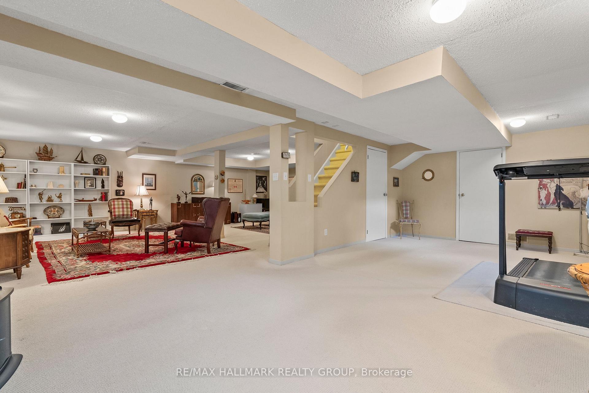 Photo 36 of 52 Knollsbrook Drive, Ottawa, Barrhaven - Knollsbrook — HOMEH
