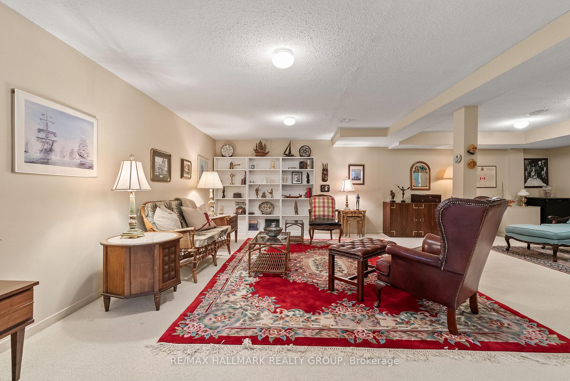 Photo 37 of 52 Knollsbrook Drive, Ottawa, Barrhaven - Knollsbrook — HOMEH