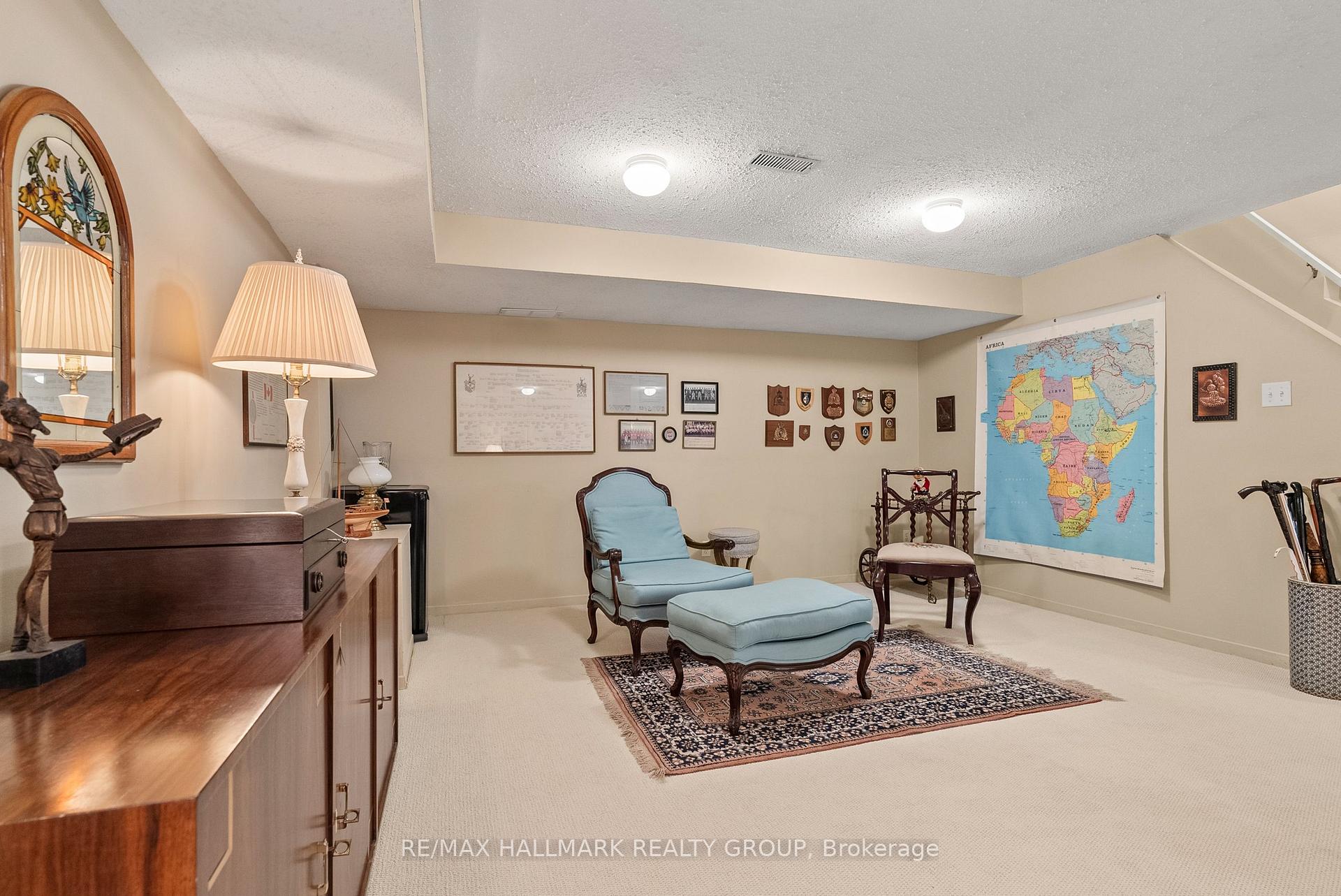 Photo 38 of 52 Knollsbrook Drive, Ottawa, Barrhaven - Knollsbrook — HOMEH