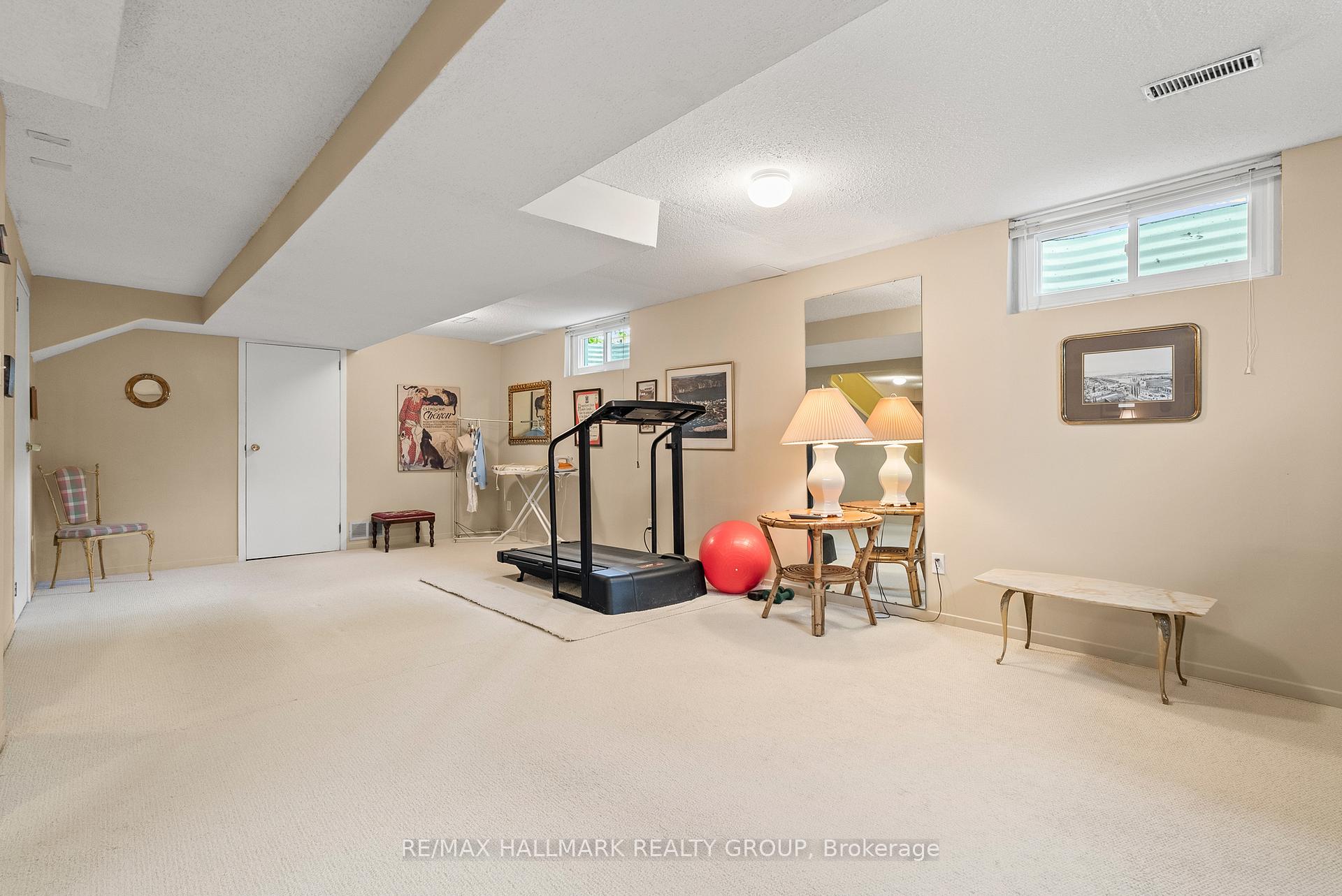 Photo 39 of 52 Knollsbrook Drive, Ottawa, Barrhaven - Knollsbrook — HOMEH