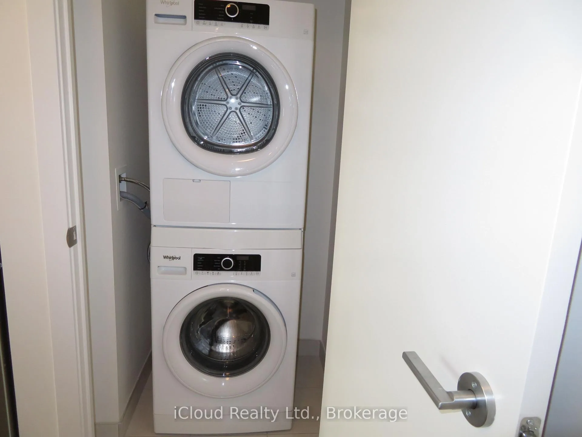 Photo 7 of Unit 1104, 212 King William Street E, Hamilton, Beasley — HOMEH
