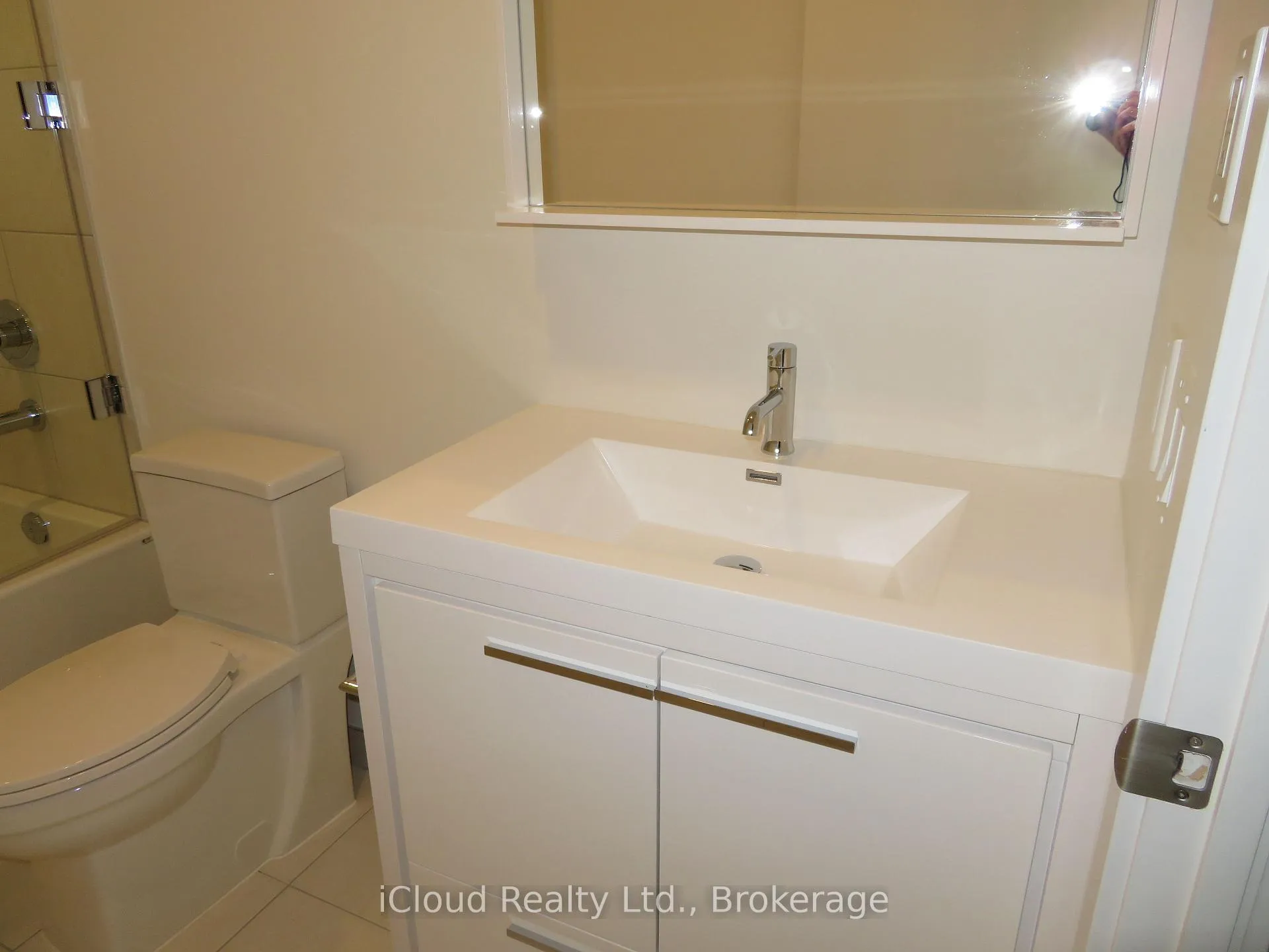 Photo 17 of Unit 1104, 212 King William Street E, Hamilton, Beasley — HOMEH