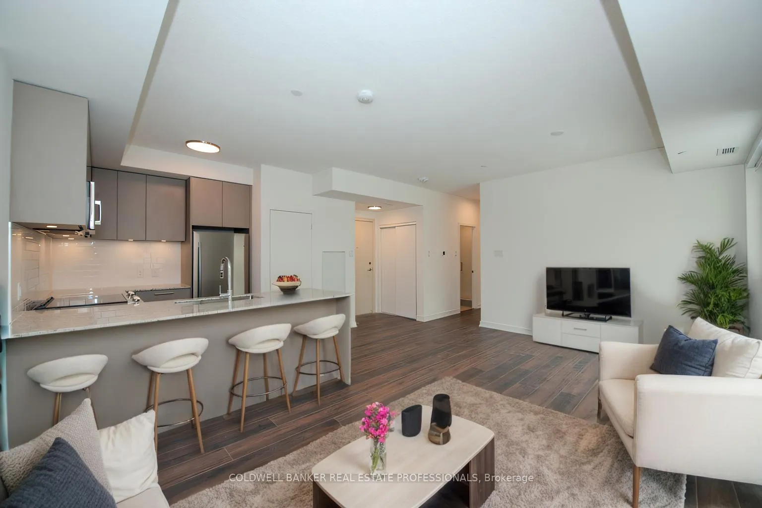 Photo 3 of Unit 202, 101 Cathedral High Street, Markham, Cathedraltown — HOMEH