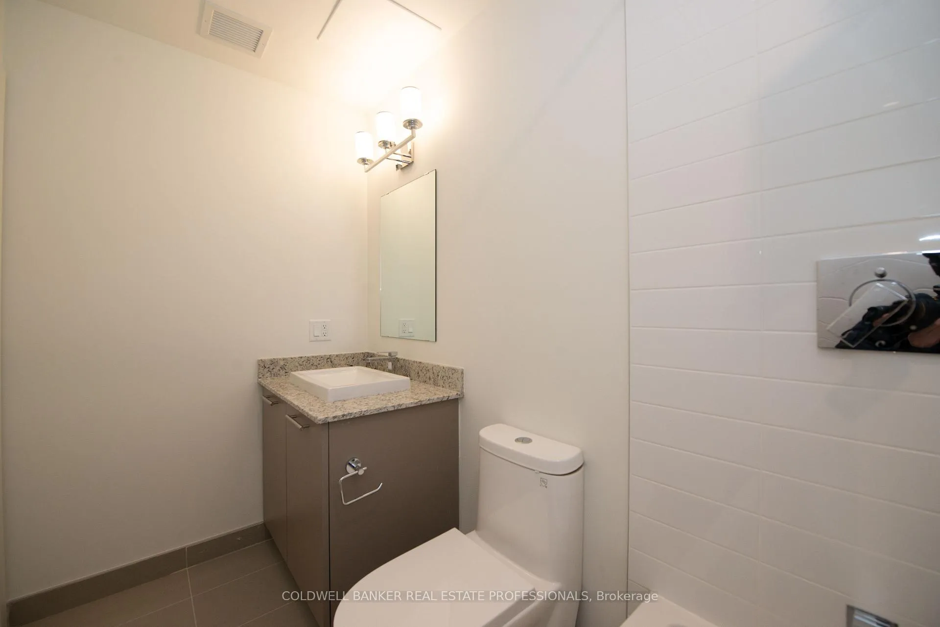 Photo 12 of Unit 202, 101 Cathedral High Street, Markham, Cathedraltown — HOMEH
