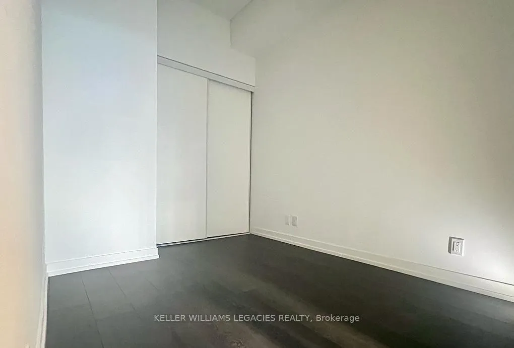 Photo 6 of Unit 1807, 2020 Bathurst Street, Toronto, Humewood-Cedarvale — HOMEH