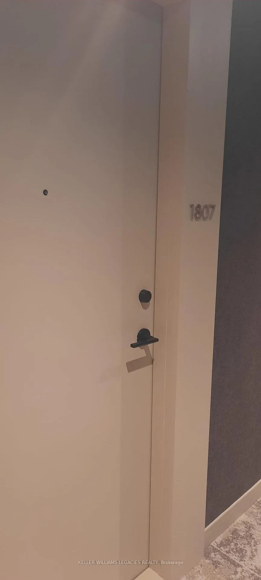 Photo 10 of Unit 1807, 2020 Bathurst Street, Toronto, Humewood-Cedarvale — HOMEH