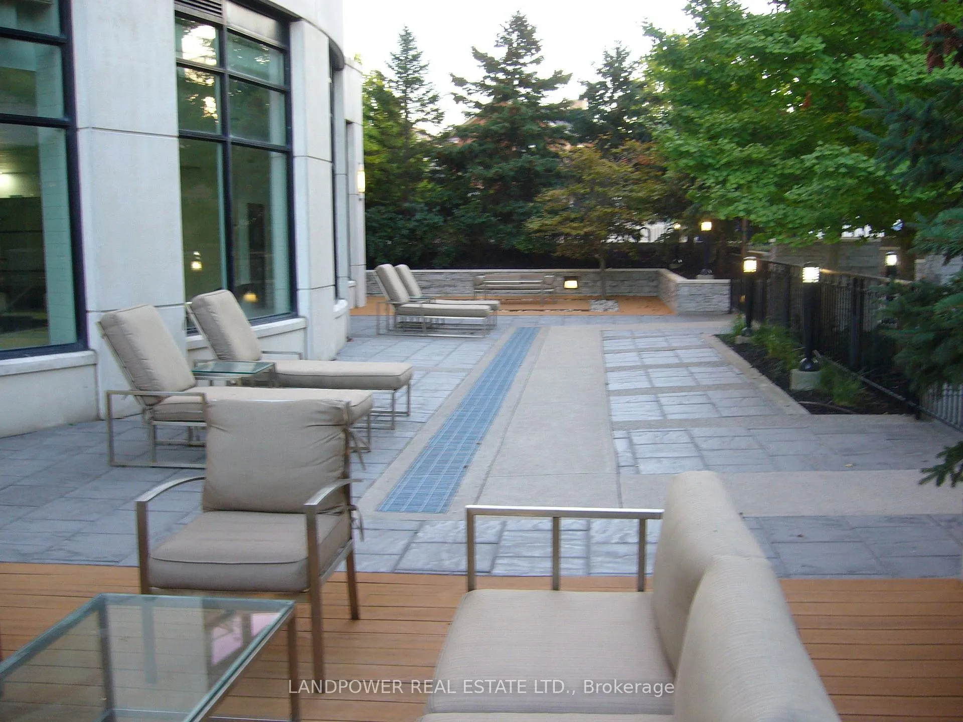Photo 15 of Unit 308, 151 Upper Duke Crescent, Markham, Unionville — HOMEH
