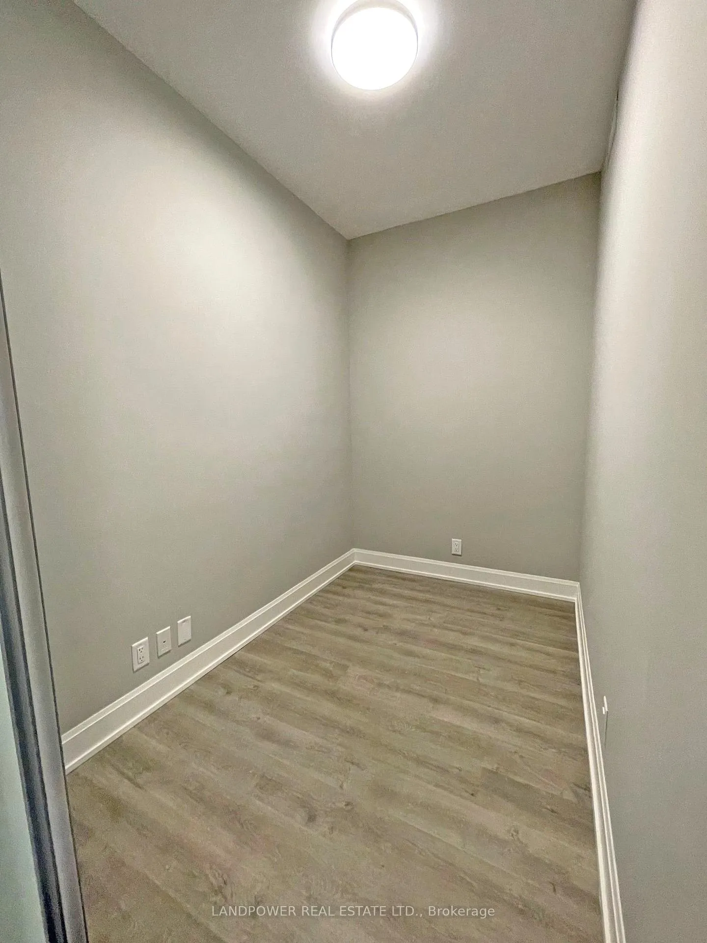 Photo 11 of Unit 1201, 12 Gandhi Lane, Markham, Commerce Valley — HOMEH
