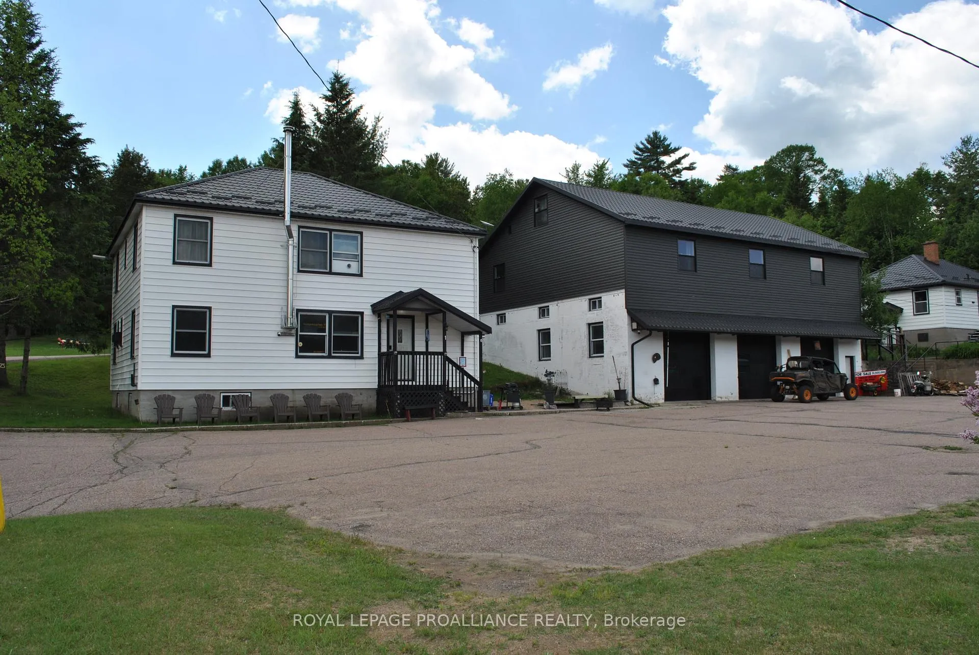 Front of 40723 Highway 17