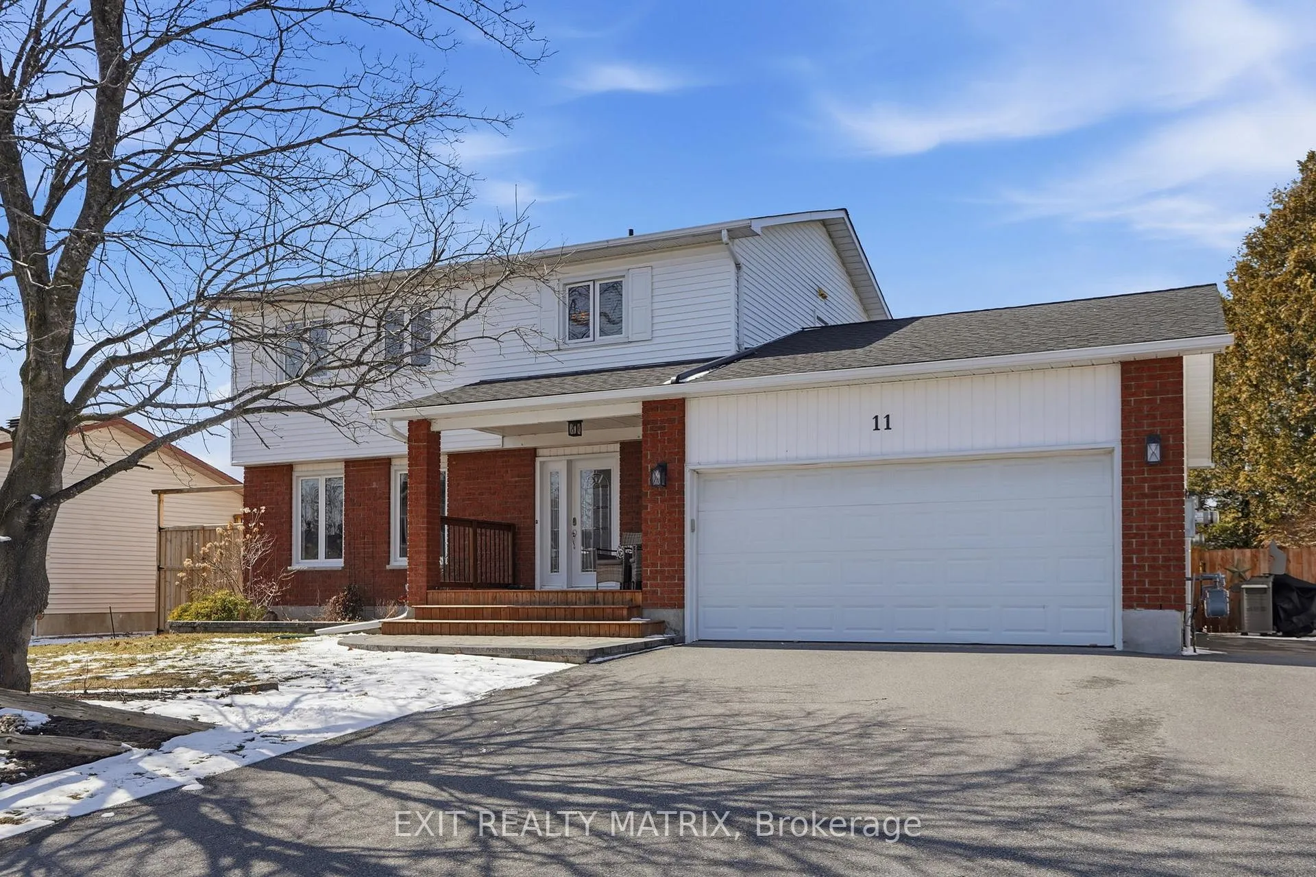 Photo 1 of 11 Promenade Boulevard, Russell, Embrun — HOMEH