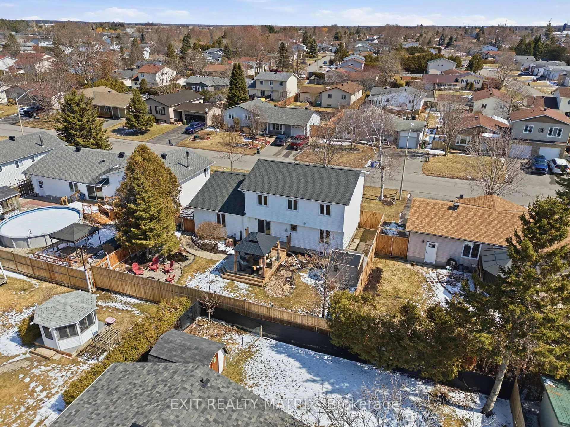 Photo 40 of 11 Promenade Boulevard, Russell, Embrun — HOMEH