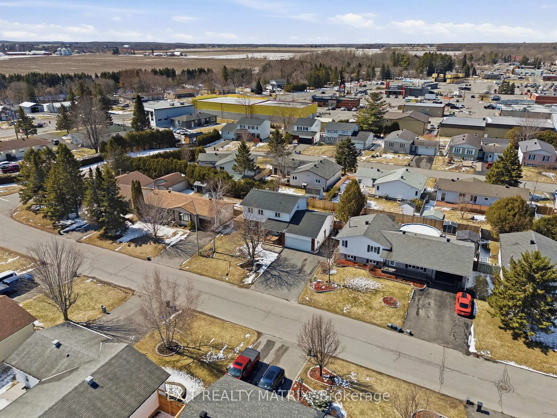 Photo 42 of 11 Promenade Boulevard, Russell, Embrun — HOMEH