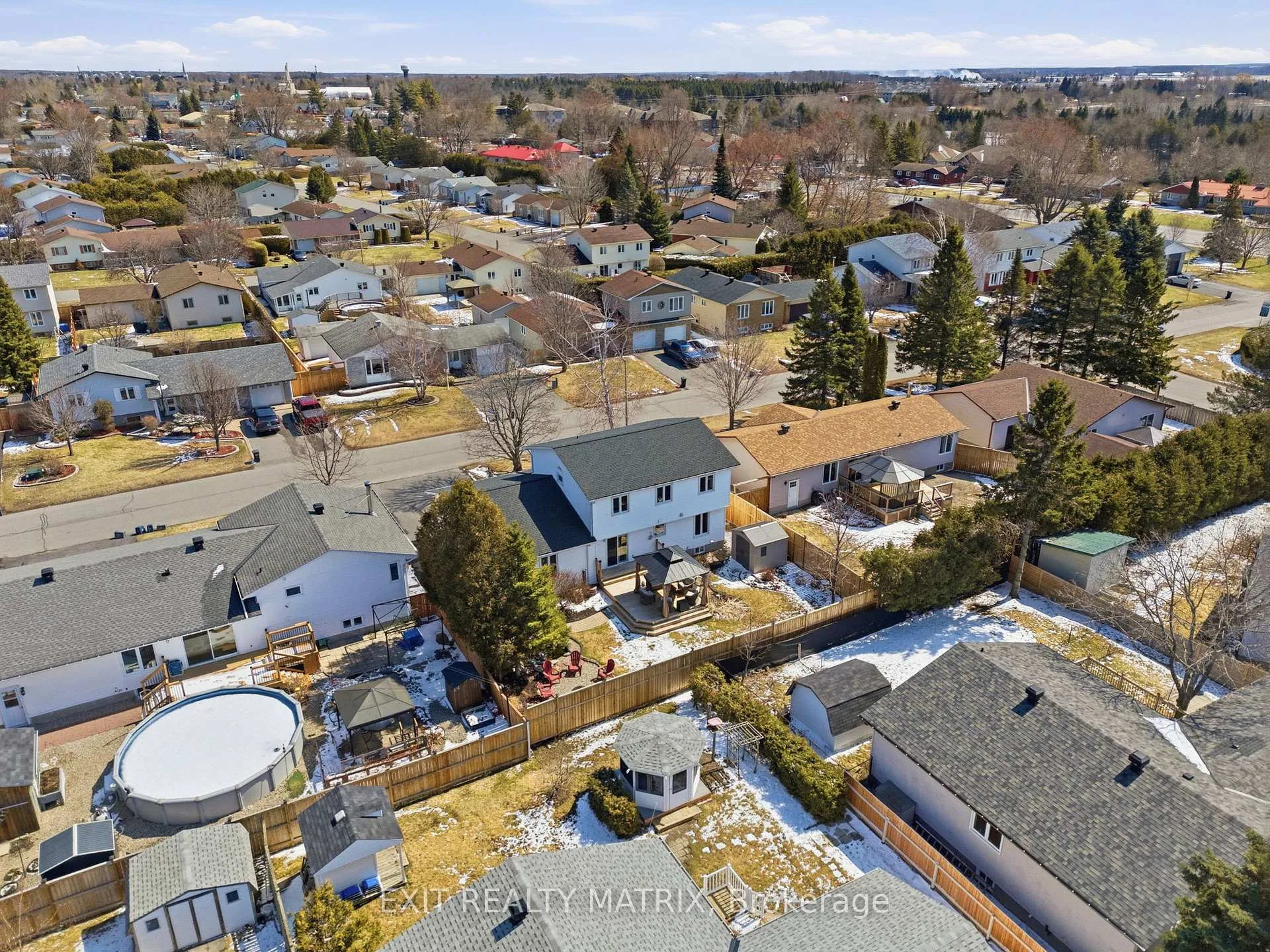 Photo 44 of 11 Promenade Boulevard, Russell, Embrun — HOMEH