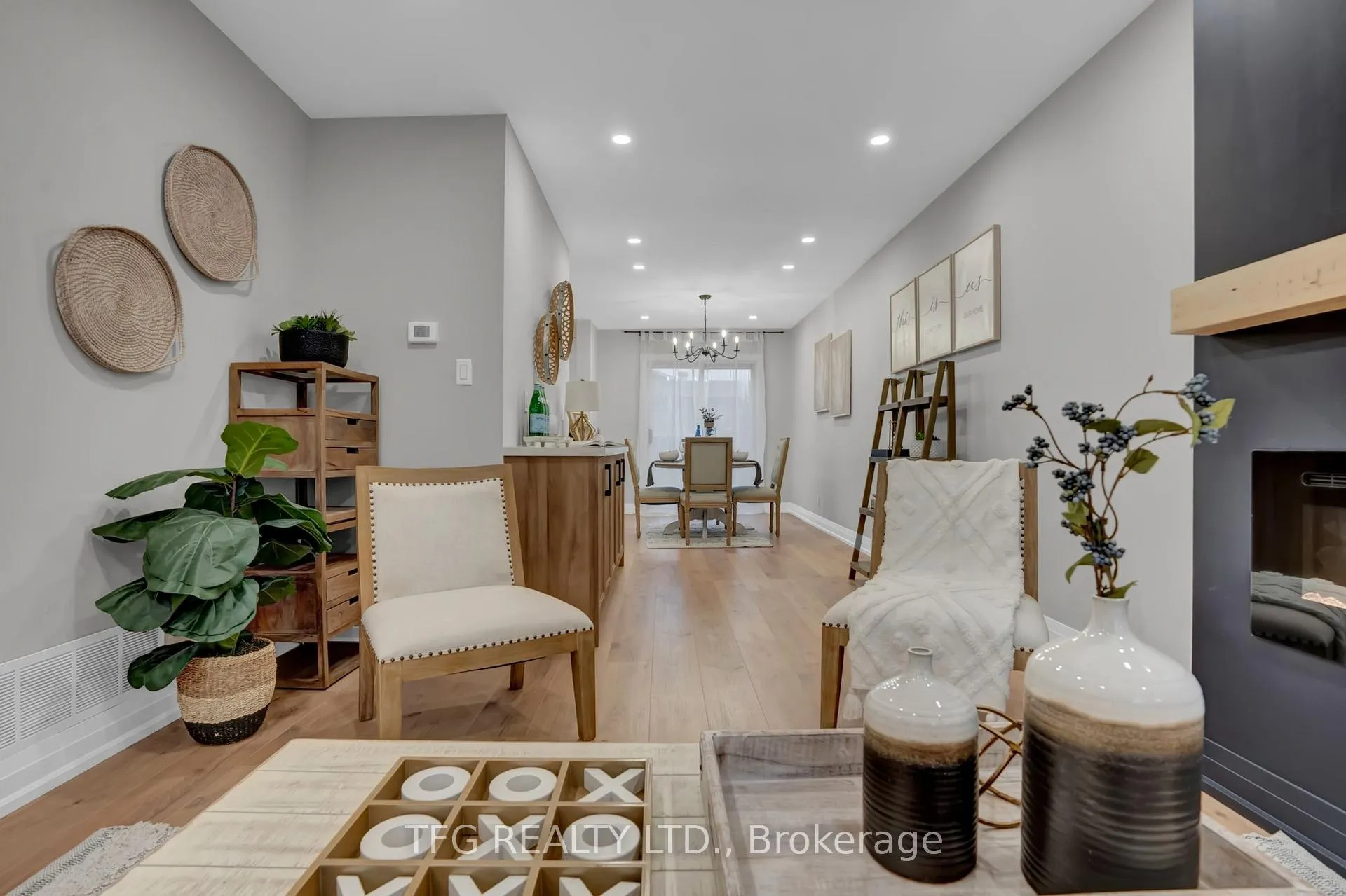 Photo 7 of 1125 Venus Crescent, Oshawa, Lakeview — HOMEH
