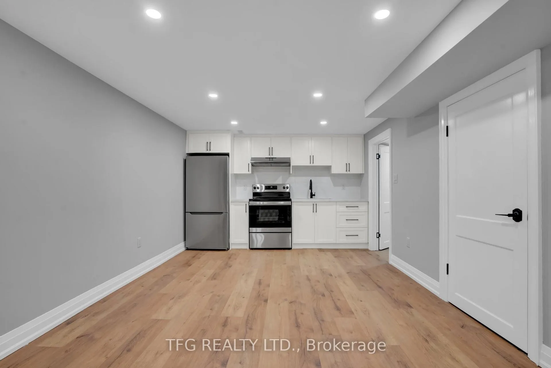 Photo 28 of 1125 Venus Crescent, Oshawa, Lakeview — HOMEH