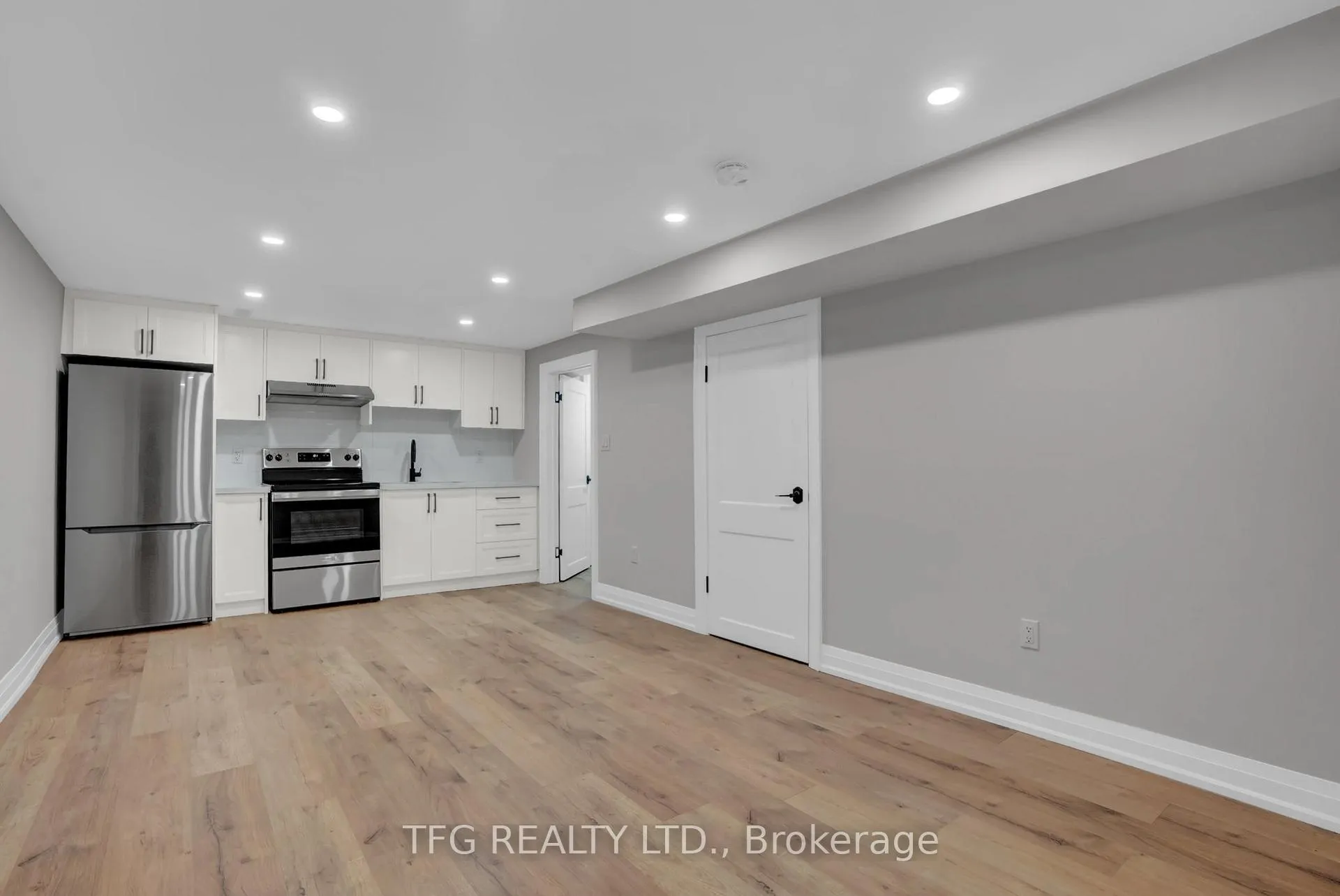 Photo 30 of 1125 Venus Crescent, Oshawa, Lakeview — HOMEH