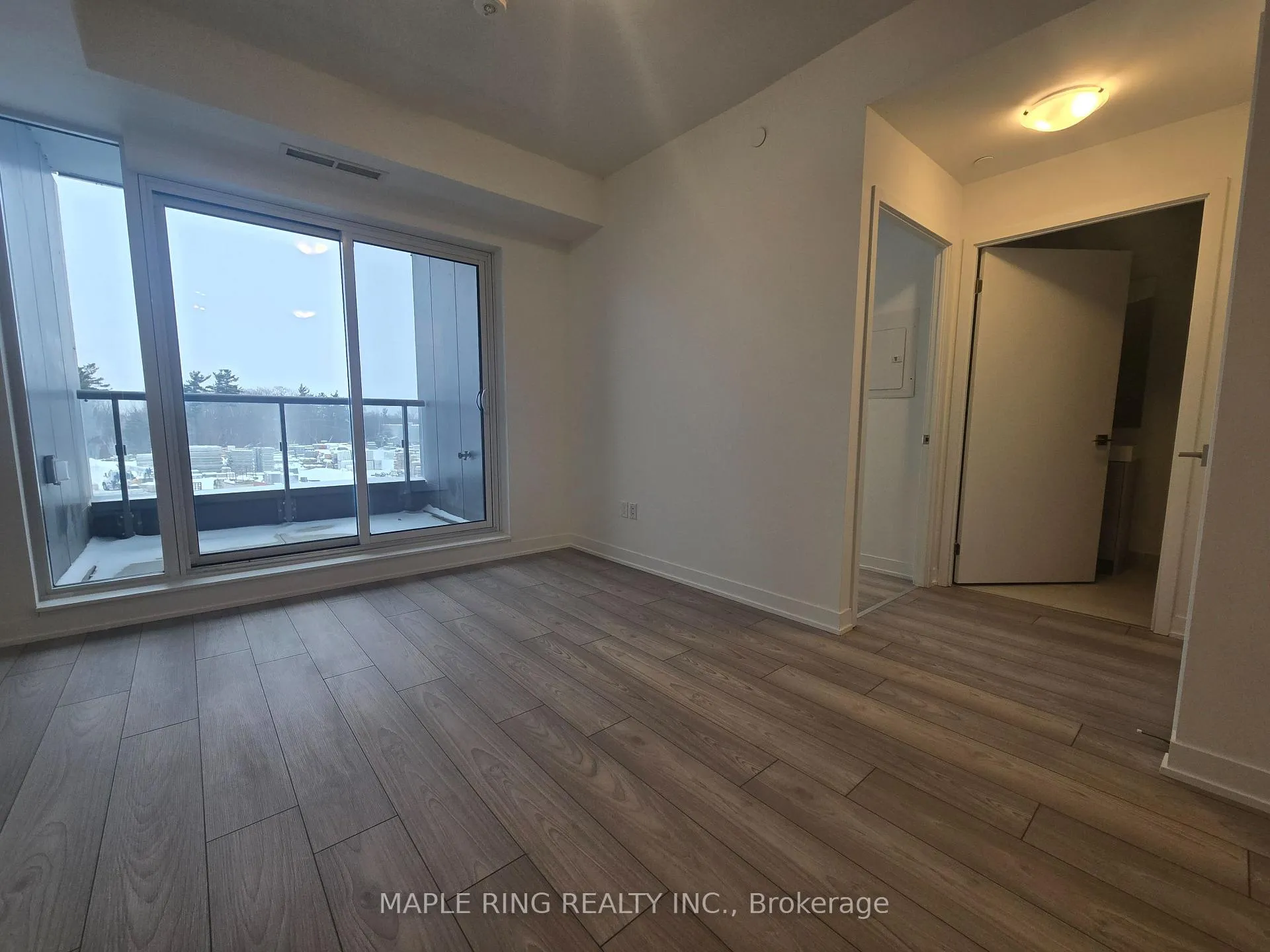 Photo 8 of Unit 309, 474 Caldari Road, Vaughan, Concord — HOMEH