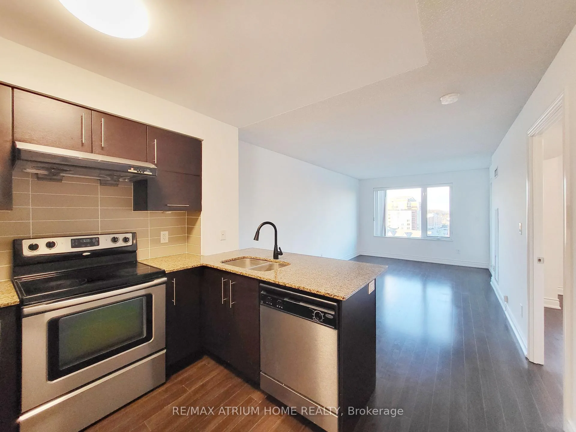 Photo 5 of Unit 1003, 273 South Park Road, Markham, Commerce Valley — HOMEH