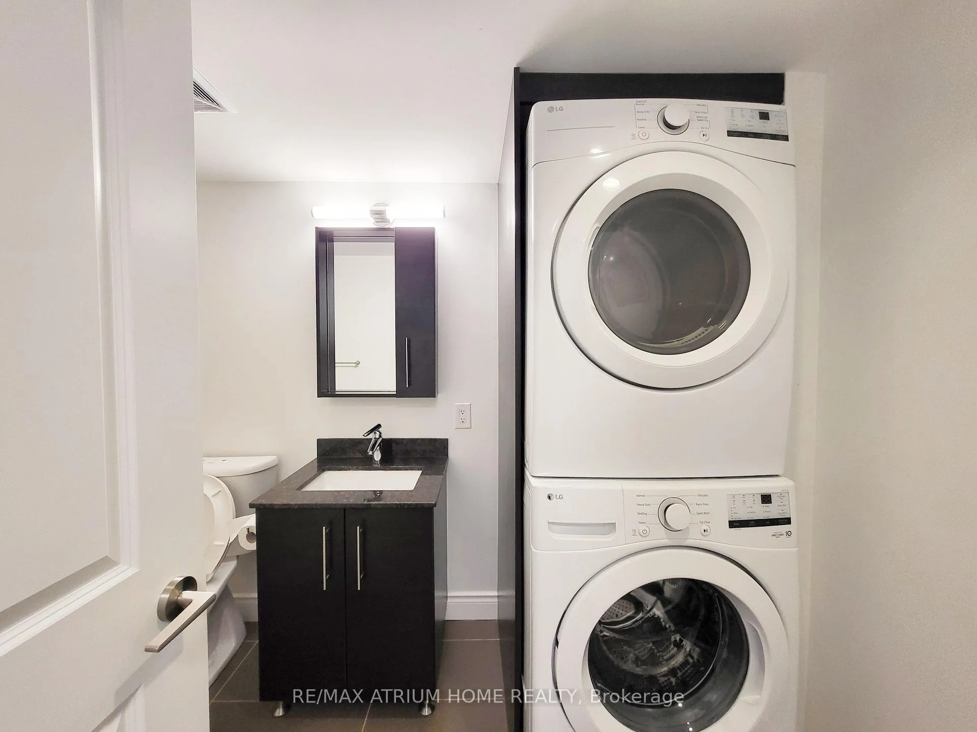 Photo 13 of Unit 1003, 273 South Park Road, Markham, Commerce Valley — HOMEH