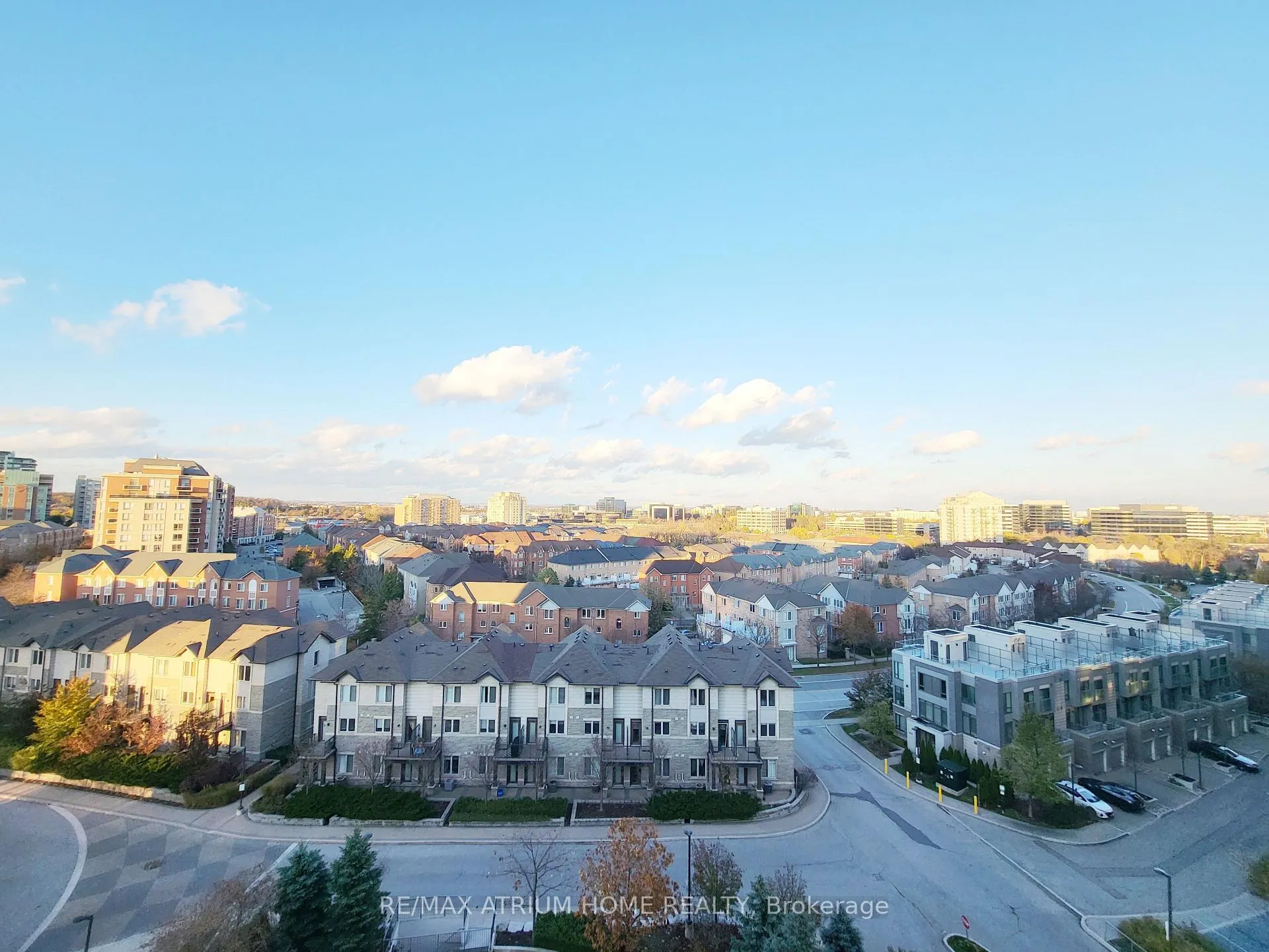 Photo 14 of Unit 1003, 273 South Park Road, Markham, Commerce Valley — HOMEH