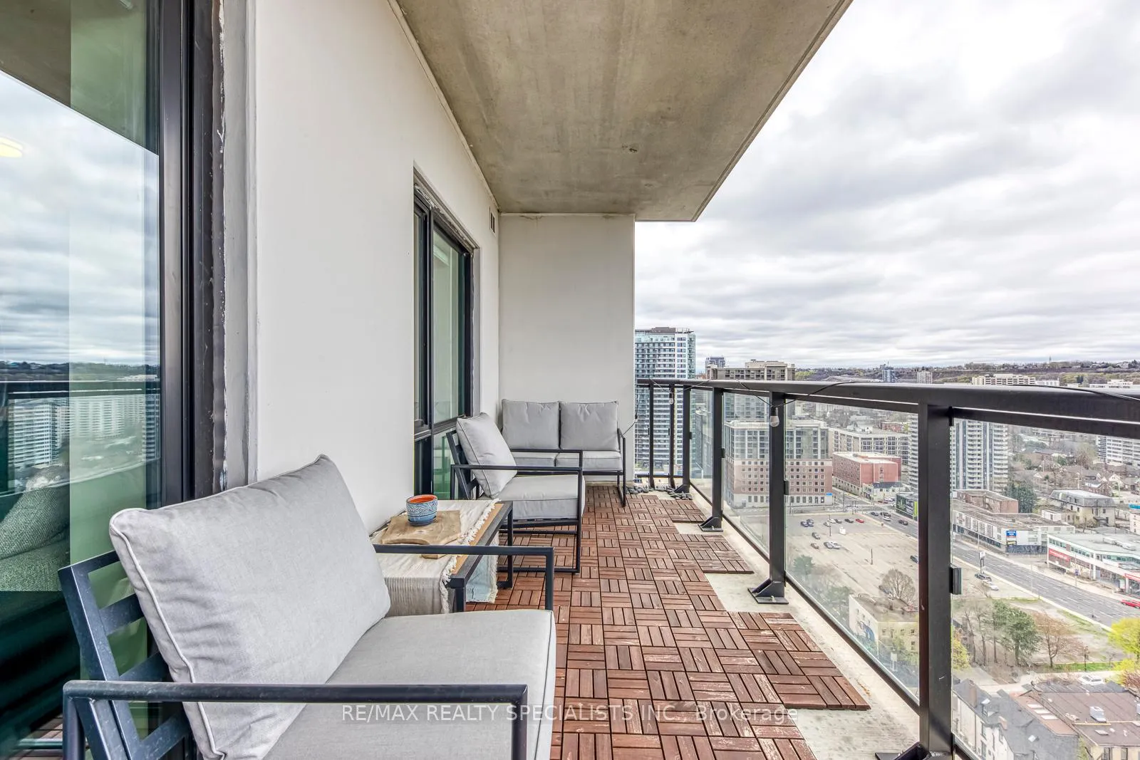 Photo 15 of Unit 2202, 15 Queen Street S, Hamilton, Central — HOMEH