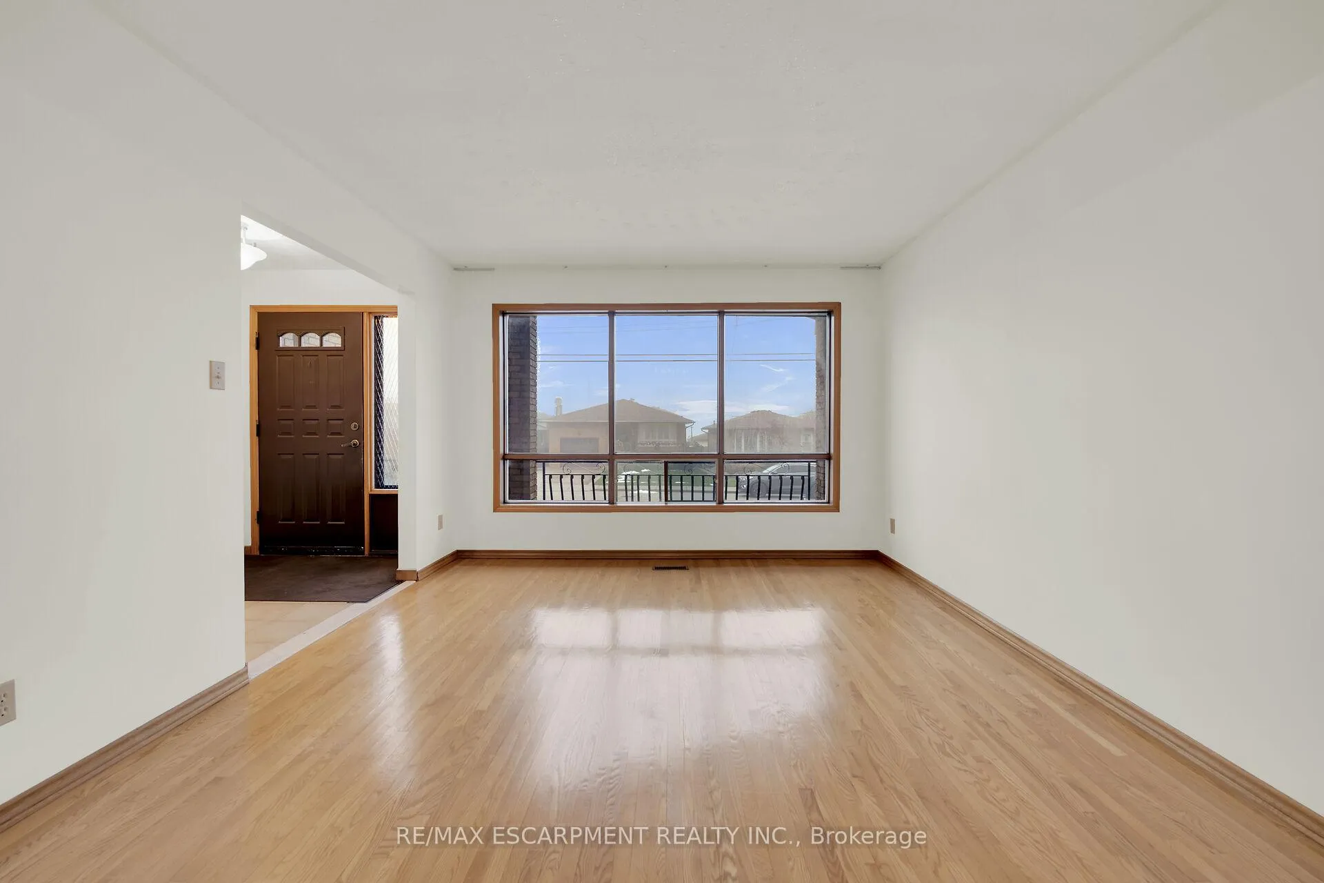 Photo 4 of 51 Morgan Road, Hamilton, Gilbert — HOMEH