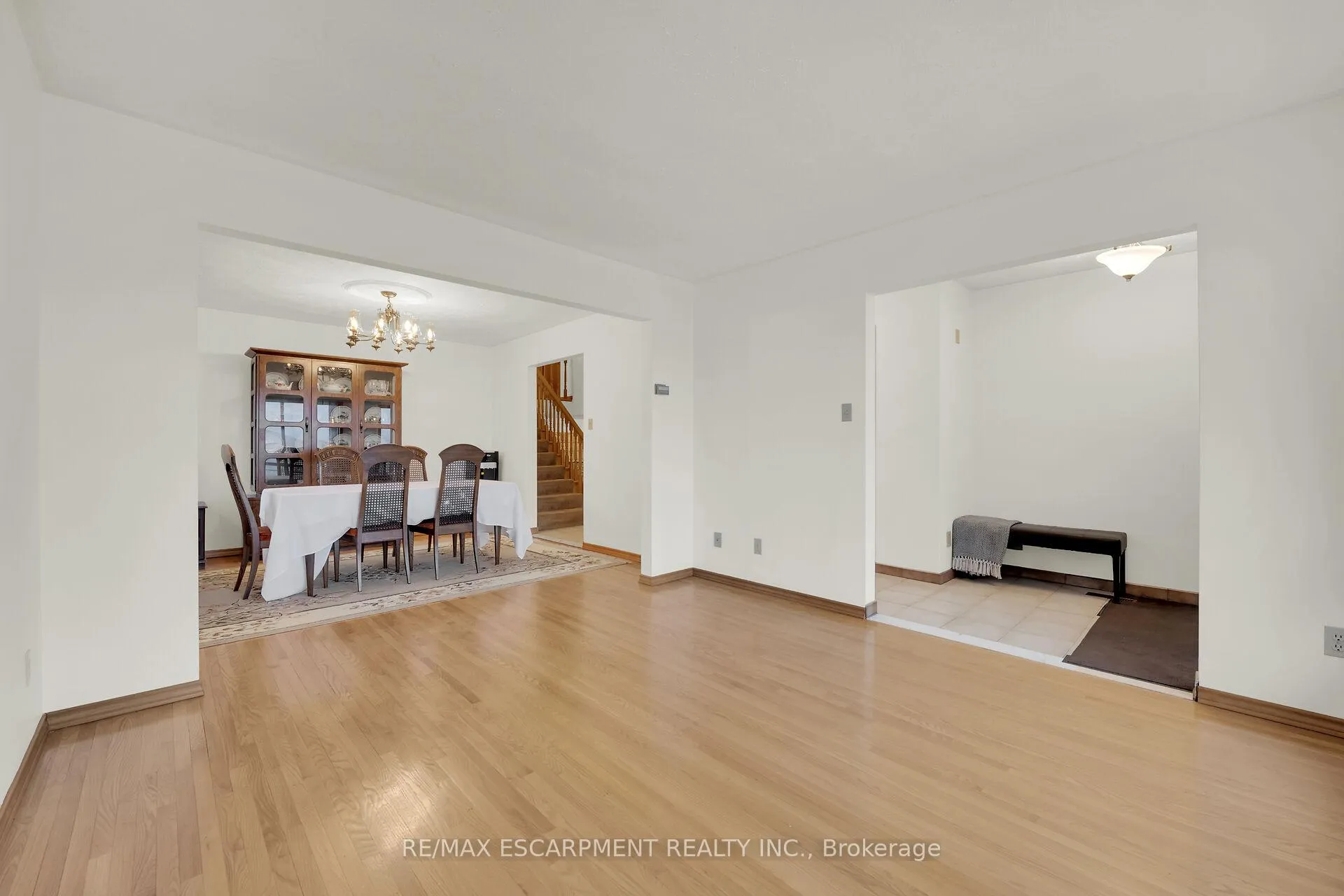 Photo 9 of 51 Morgan Road, Hamilton, Gilbert — HOMEH