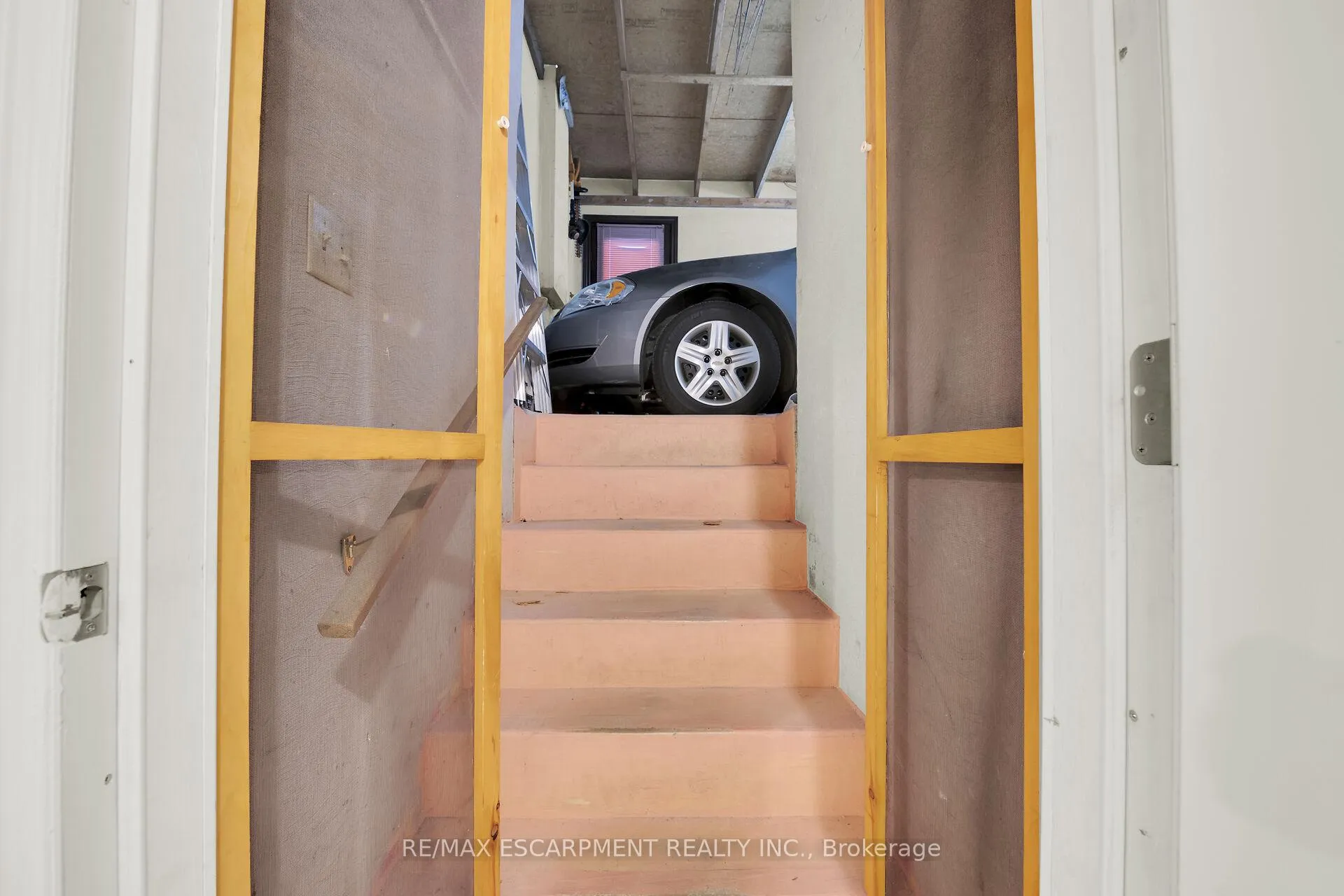 Photo 25 of 51 Morgan Road, Hamilton, Gilbert — HOMEH