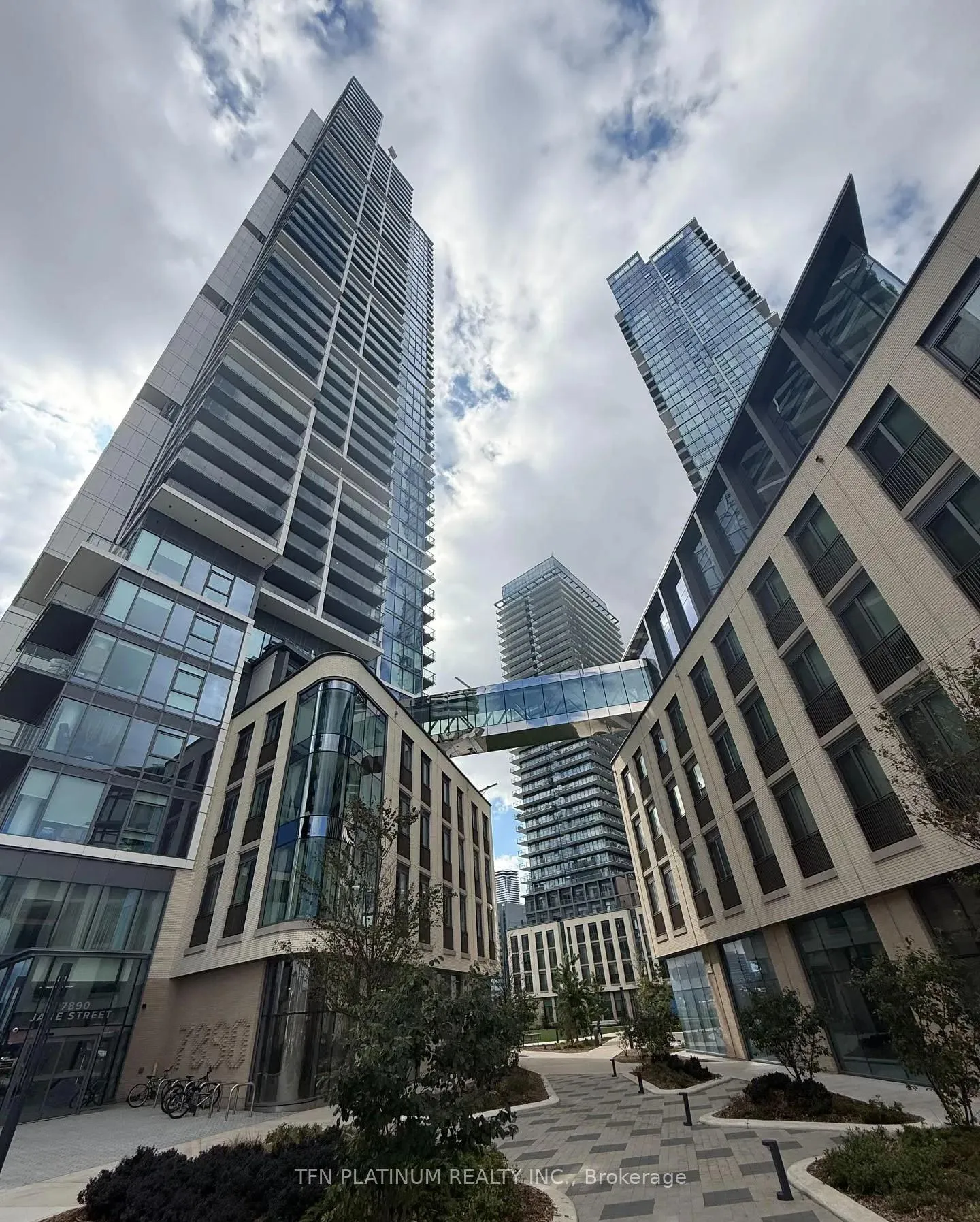 Photo 2 of Unit 4010, 7890 Jane Street, Vaughan, Vaughan Corporate Centre — HOMEH